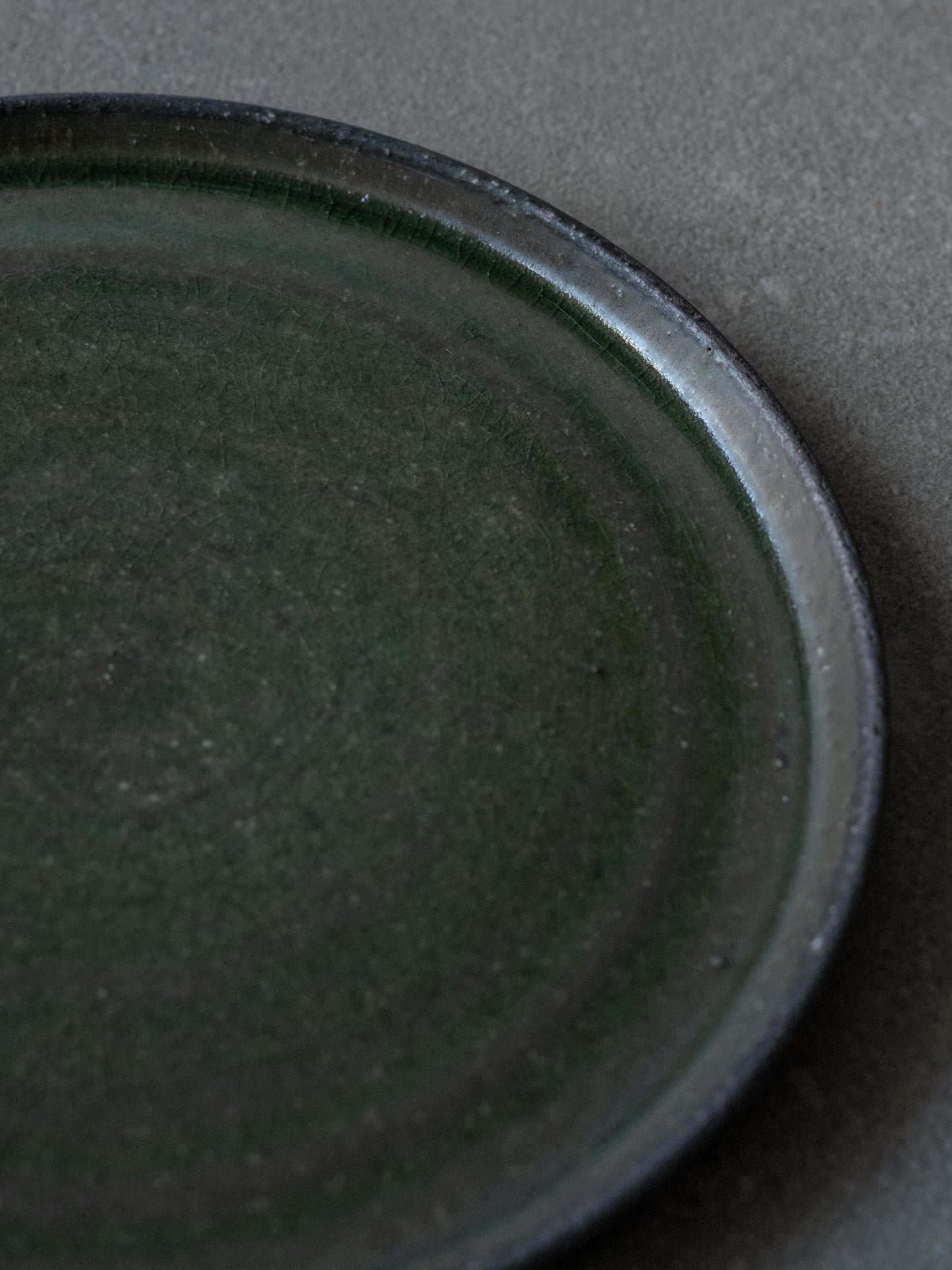 Olive Iraka Plate - Medium