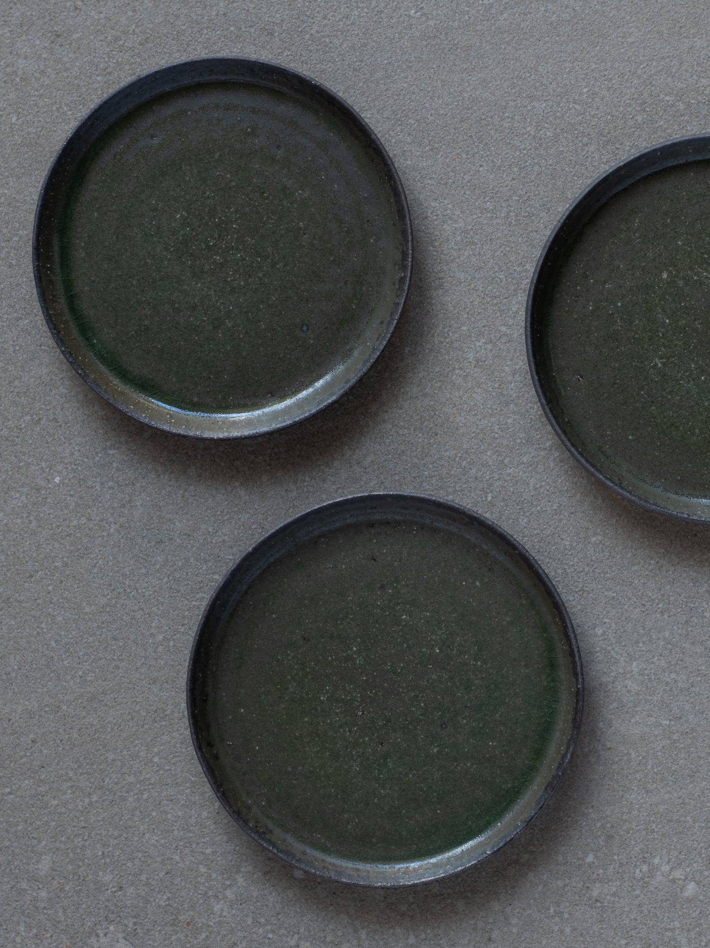 Olive Iraka Plate - Small