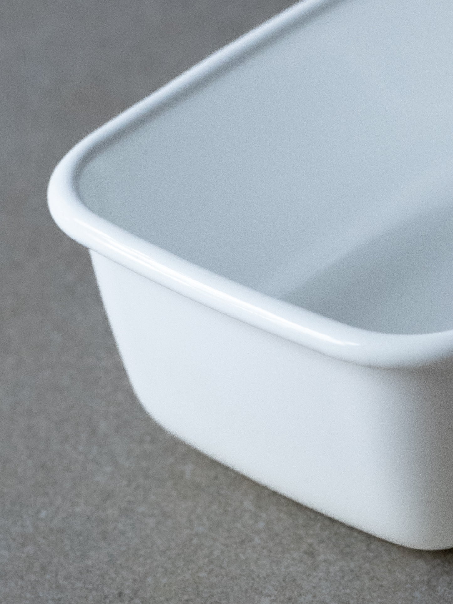 White Enamel Container – Deep Rectangle