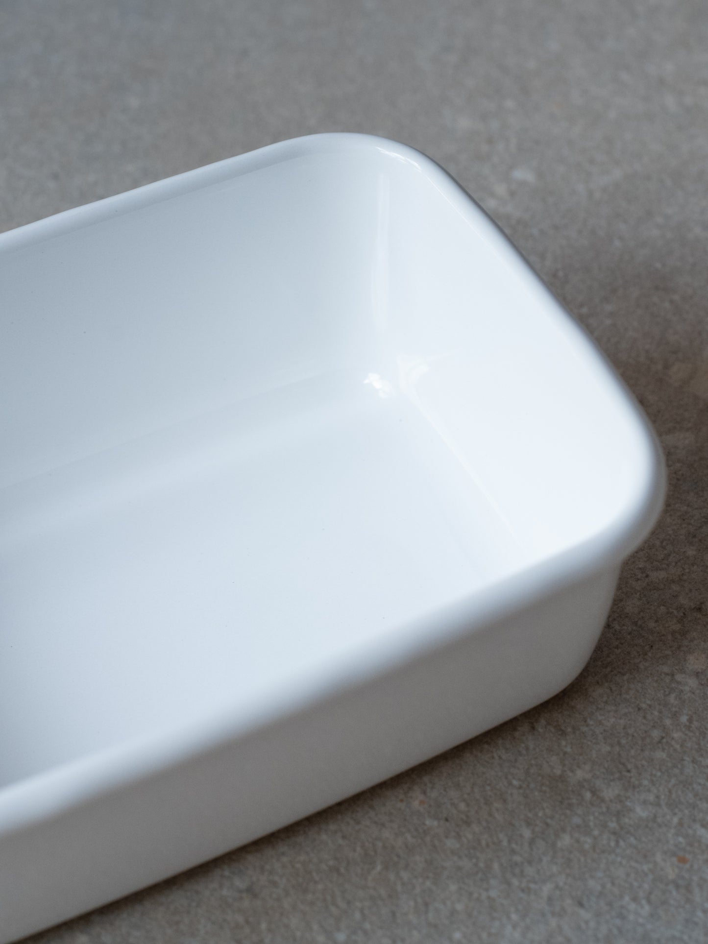 White Enamel Container – Deep Rectangle