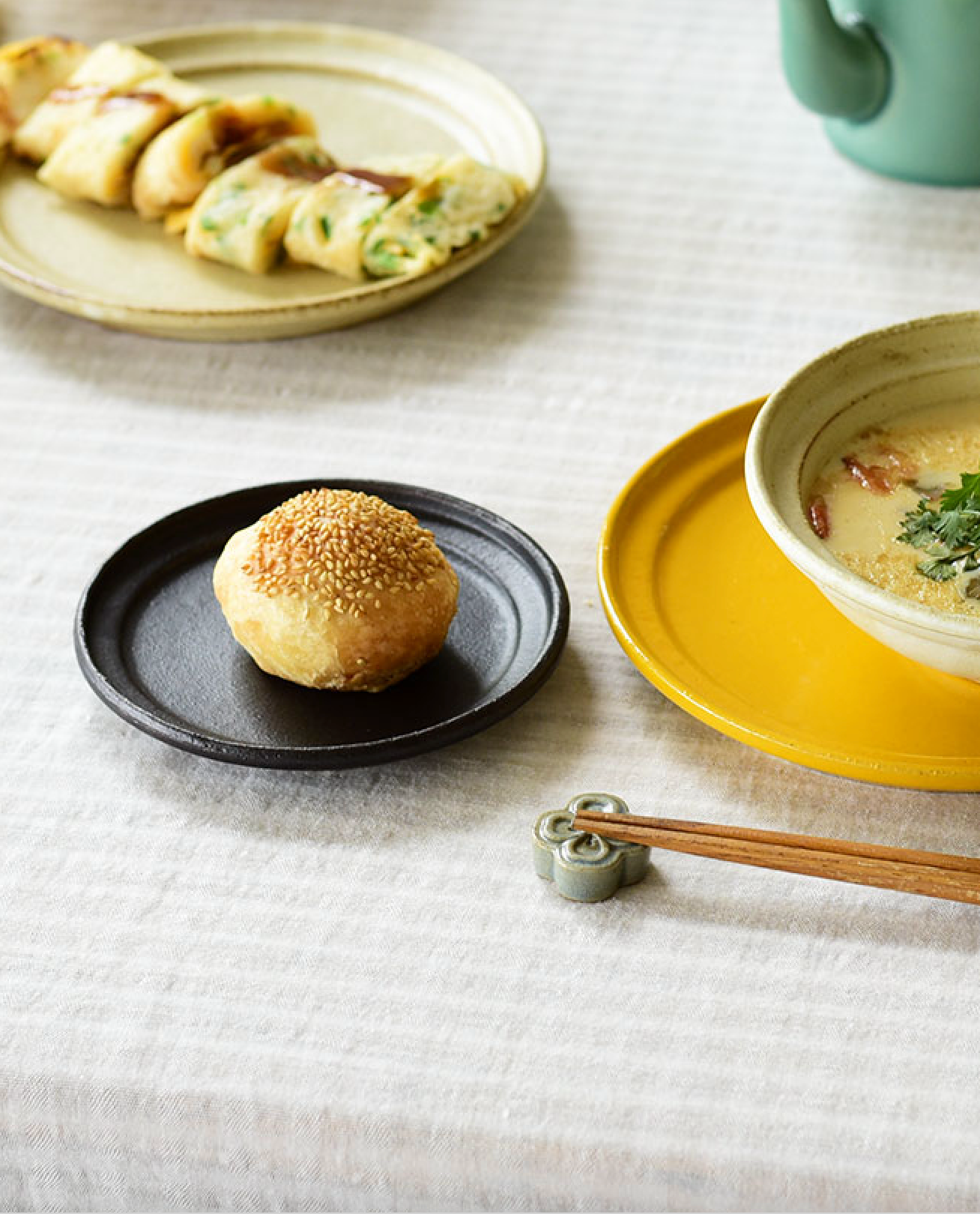 Black Le Temps Plate - Small