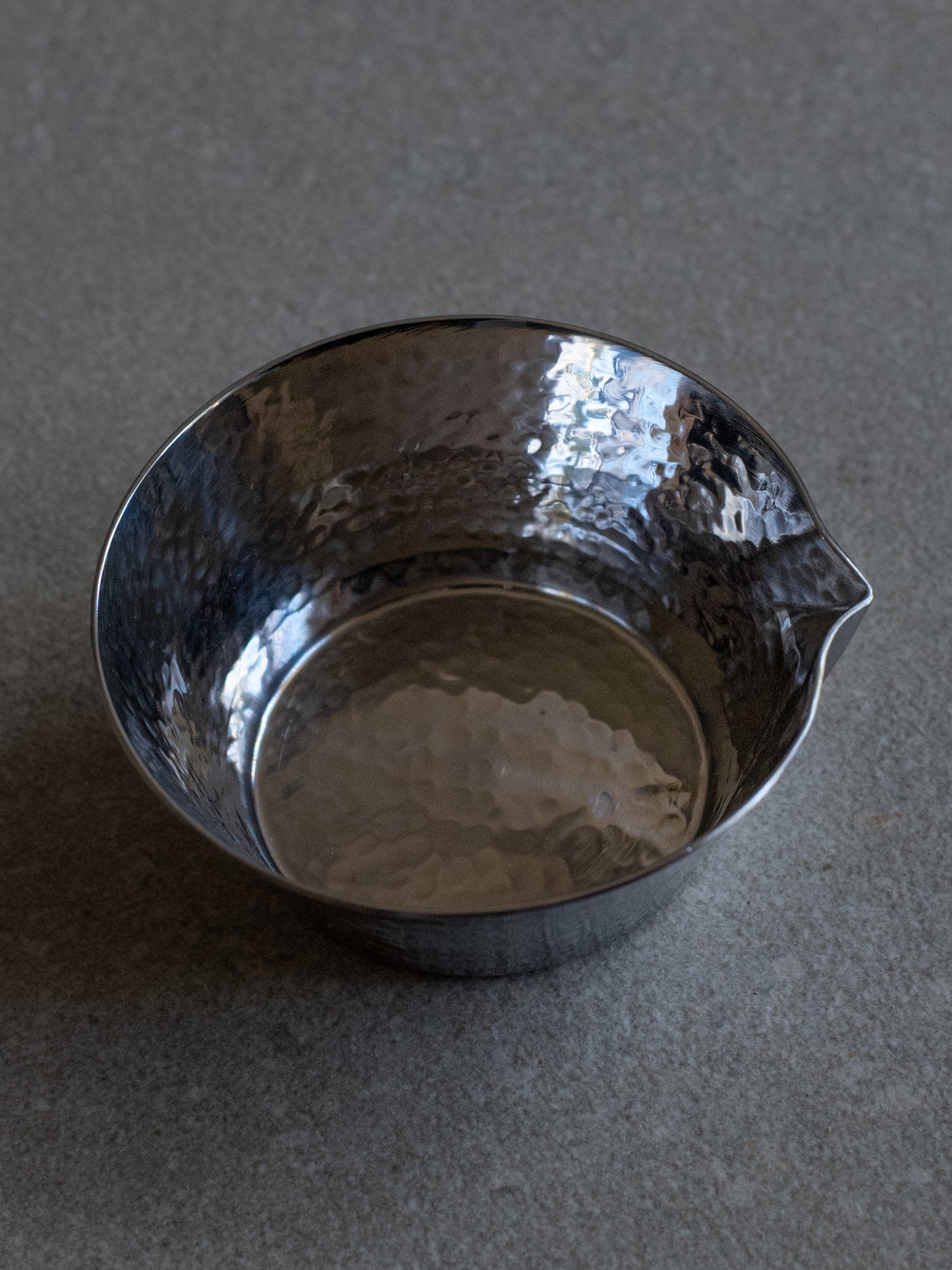 Stainless Steel Lipped Vessel - Medium