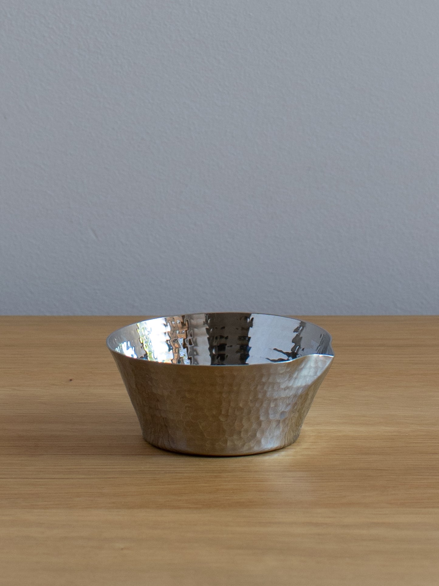 Stainless Steel Lipped Vessel - Medium