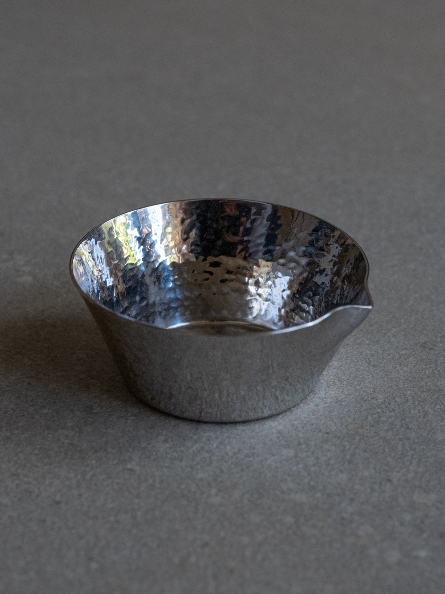 Stainless Steel Lipped Vessel - Medium