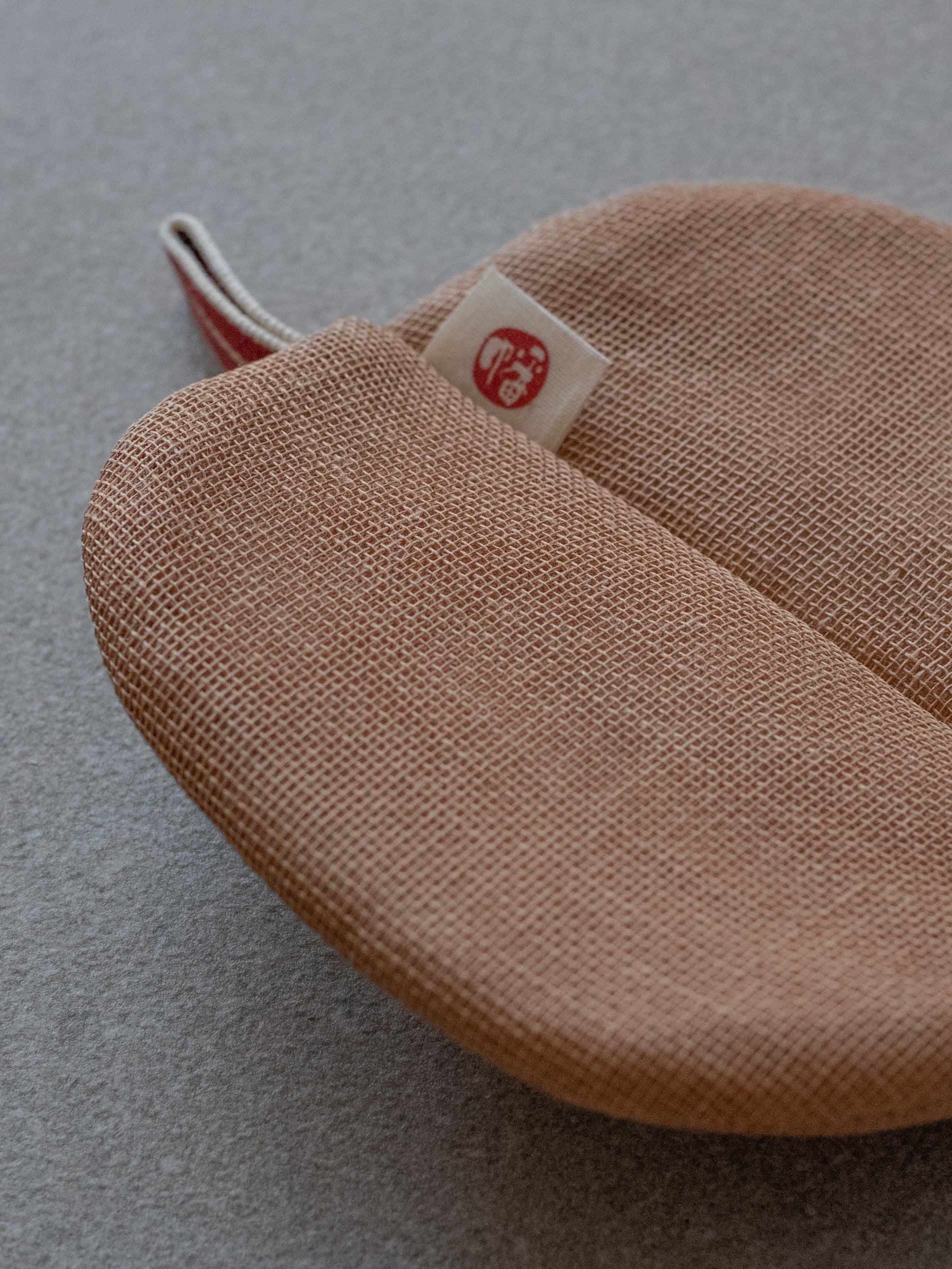 Kaya Pot Mitt - Persimmon