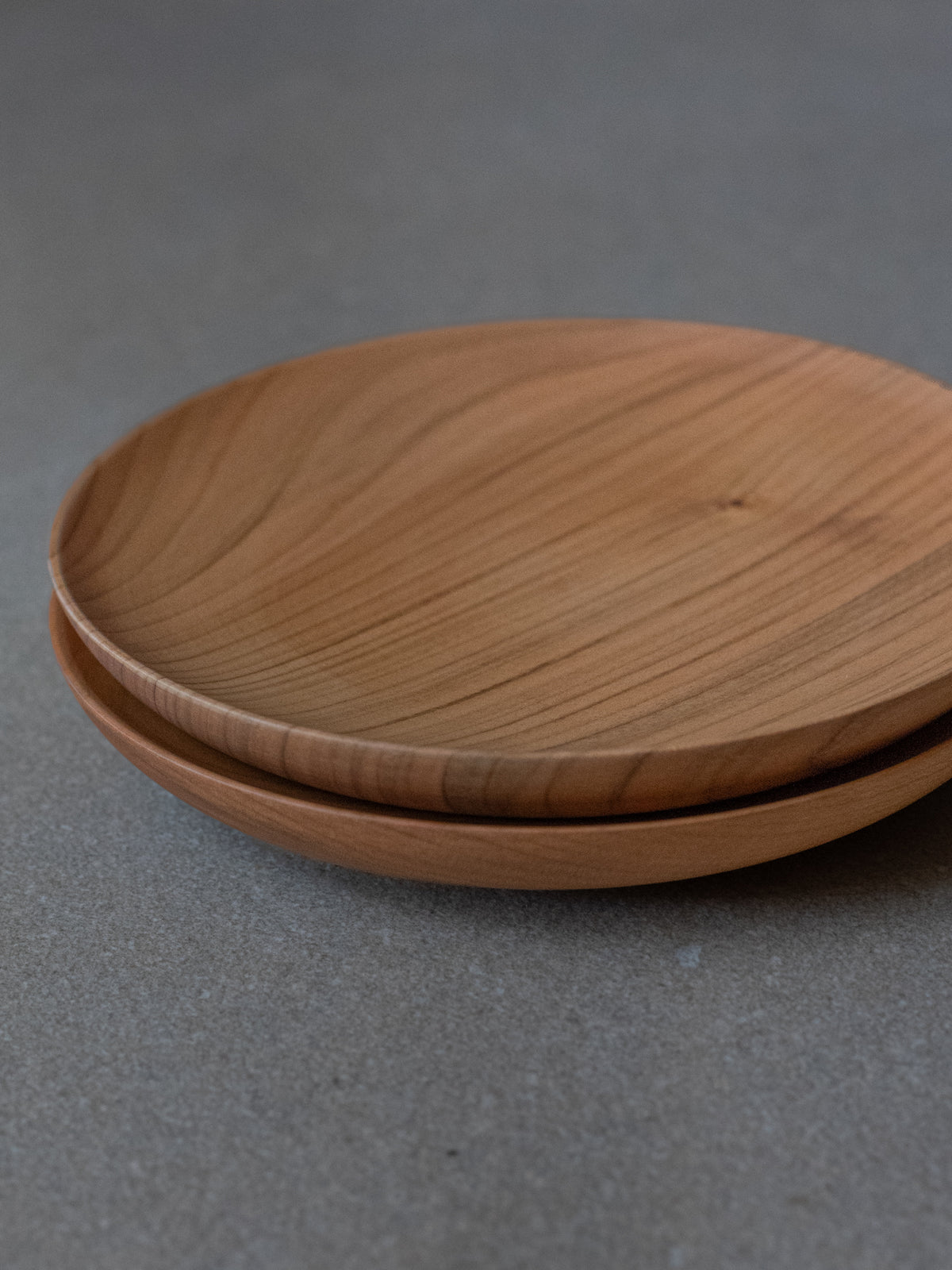 Wild Mountain Cherry Plate Set - Medium