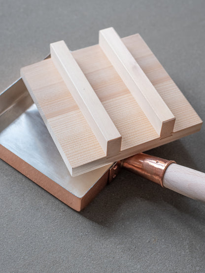 Omelette Pan Cypress Wood Lid