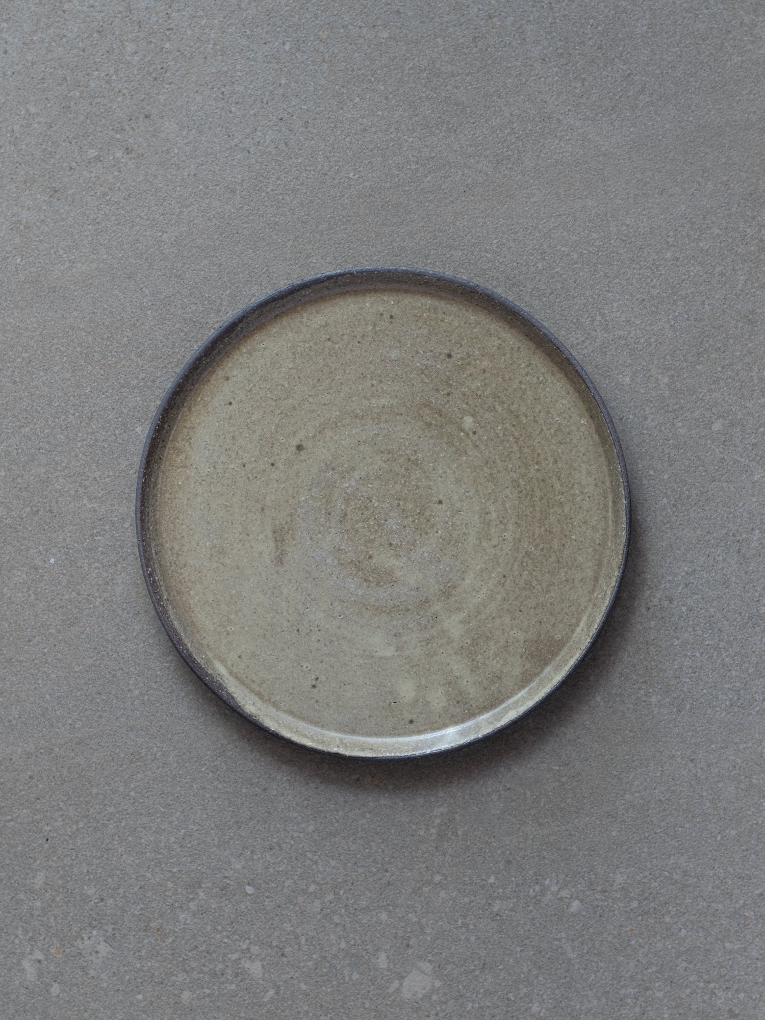 Natural Iraka Plate - Medium