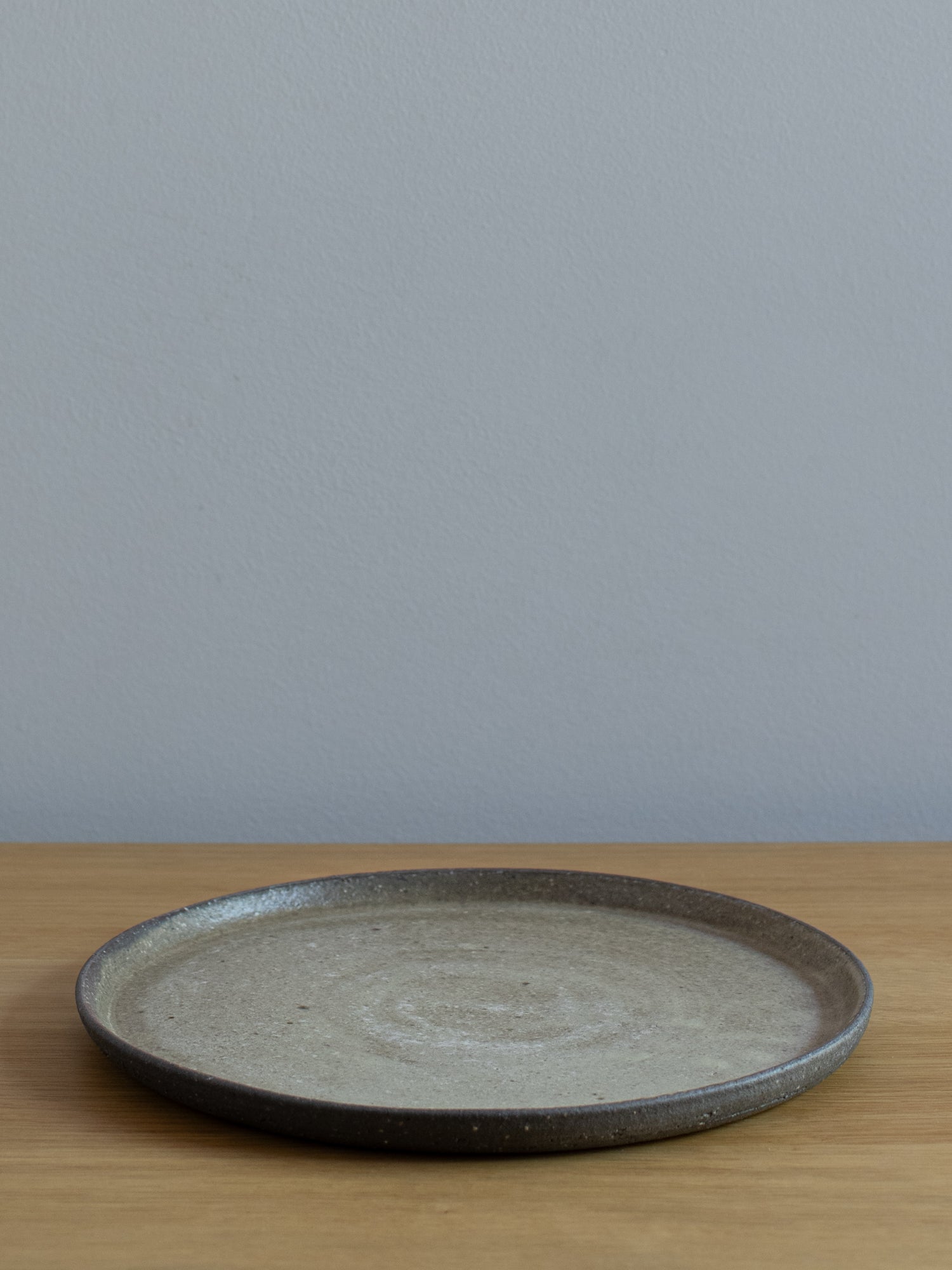 Natural Iraka Plate - Medium