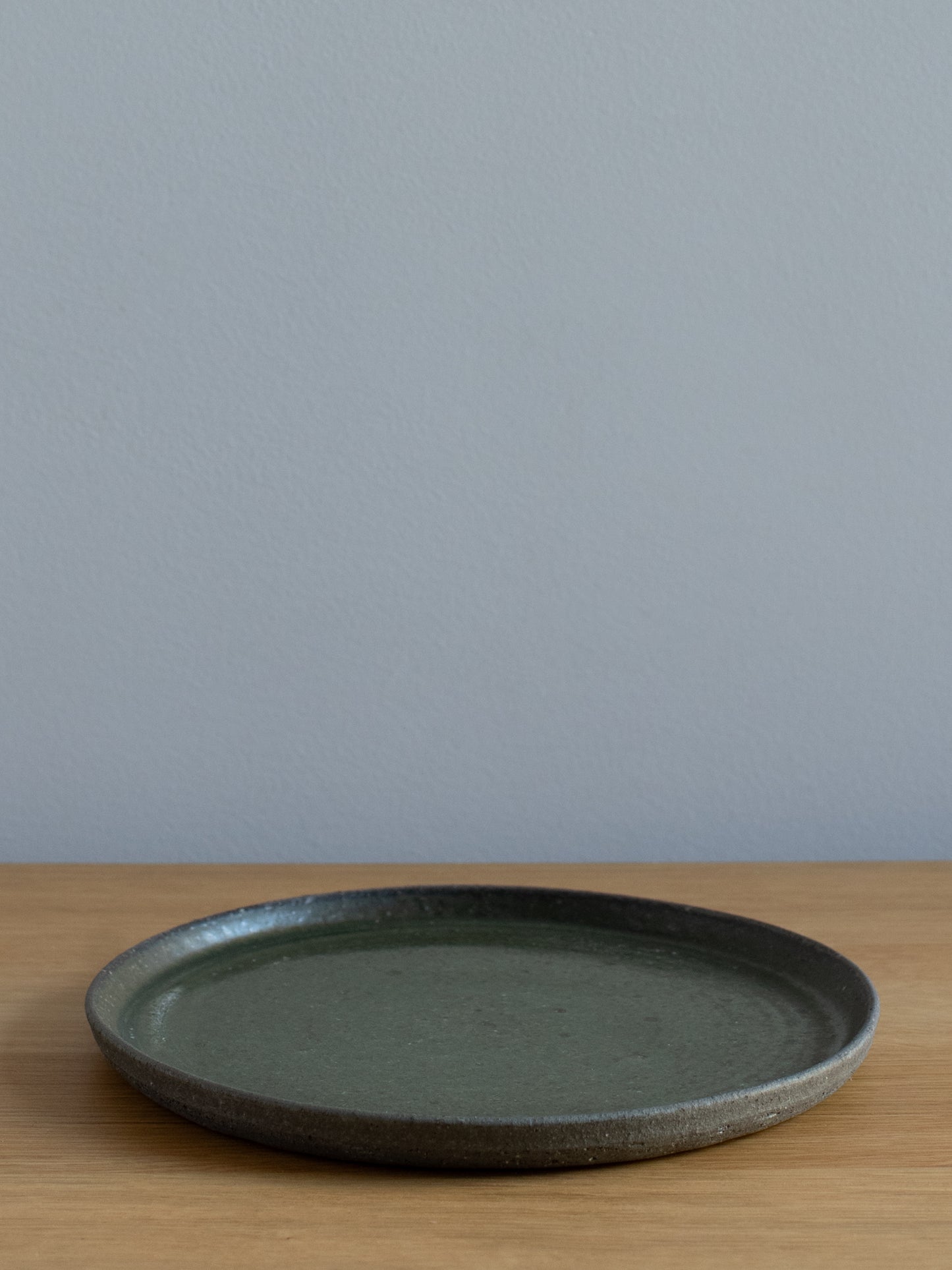 Olive Iraka Plate - Medium