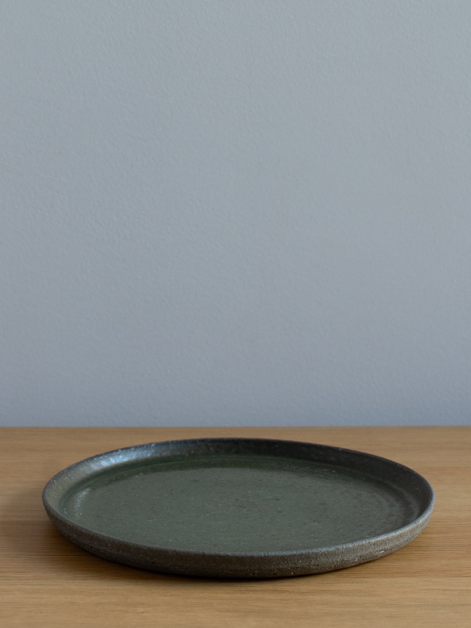 Olive Iraka Plate - Medium