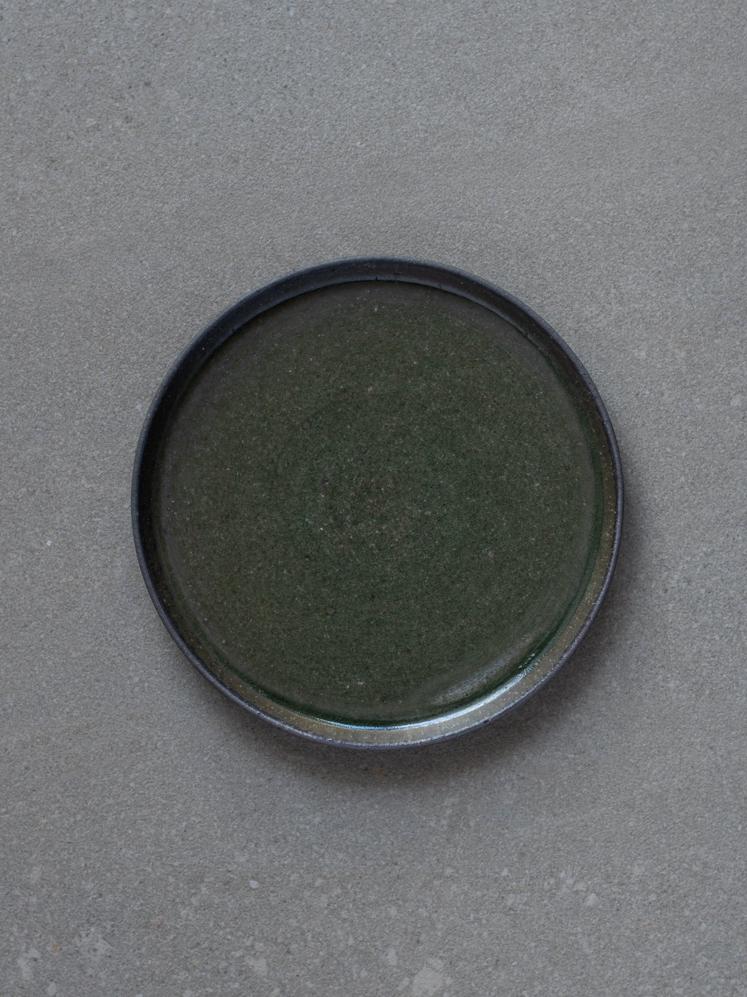 Olive Iraka Plate - Medium