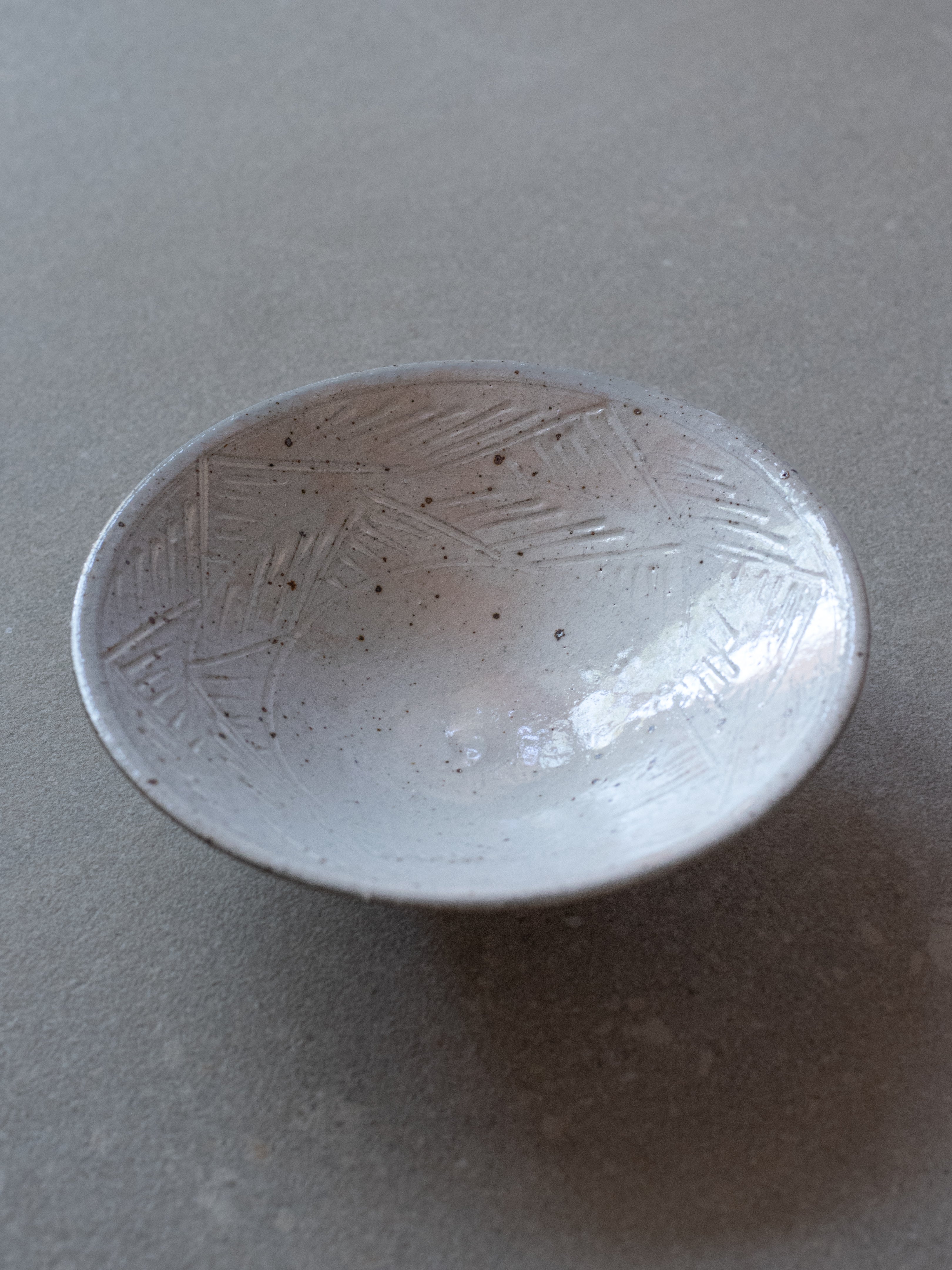 Kohiki Zigzag Angled Bowl - Small