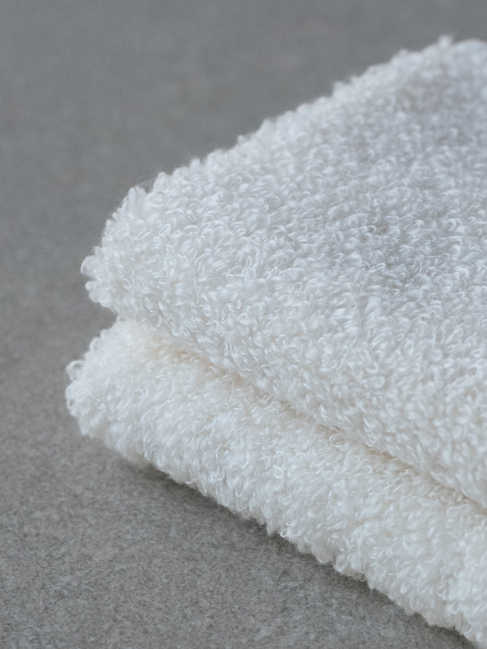 Wata Fuwa Handkerchief - Ivory