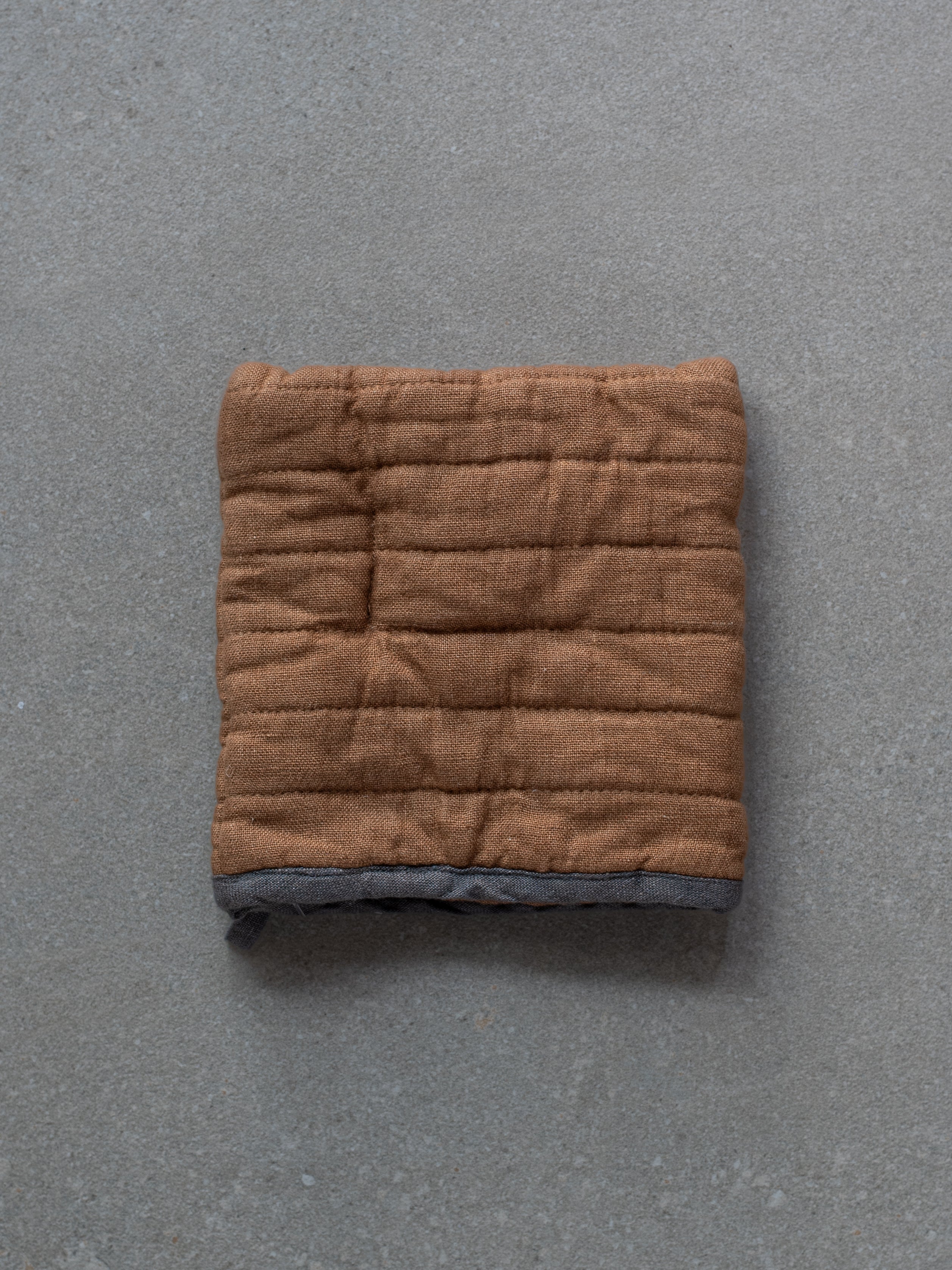 Square Oven Mitt - Ochre Brown