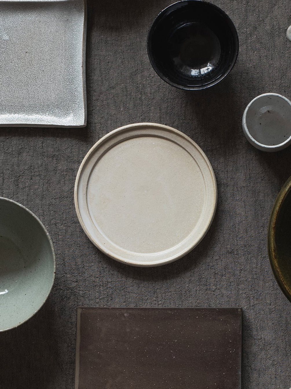 Ecru Le Temps Plate - Medium