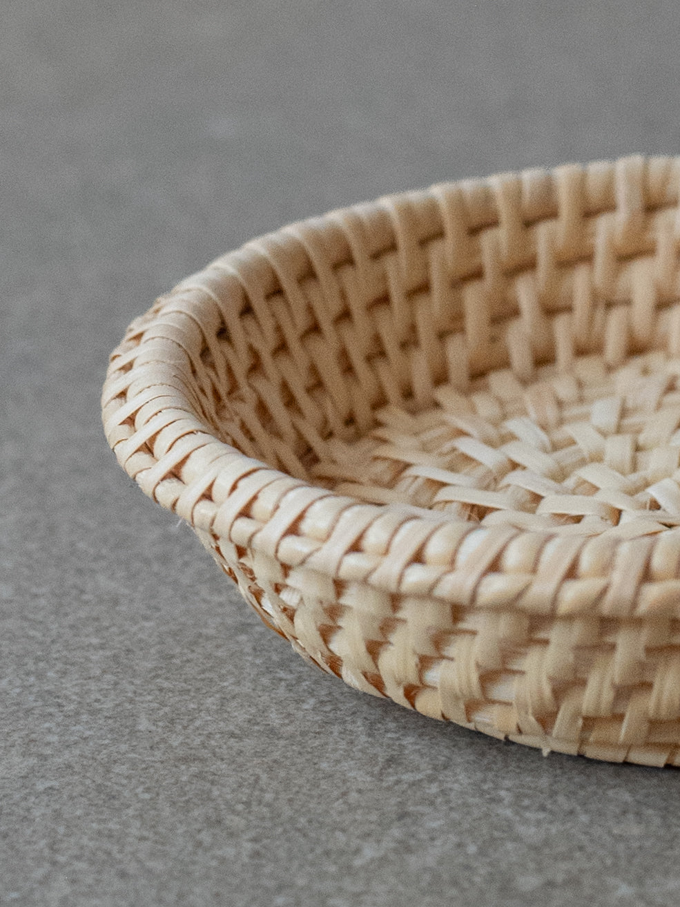 Handwoven Round Spiral Rattan Coaster