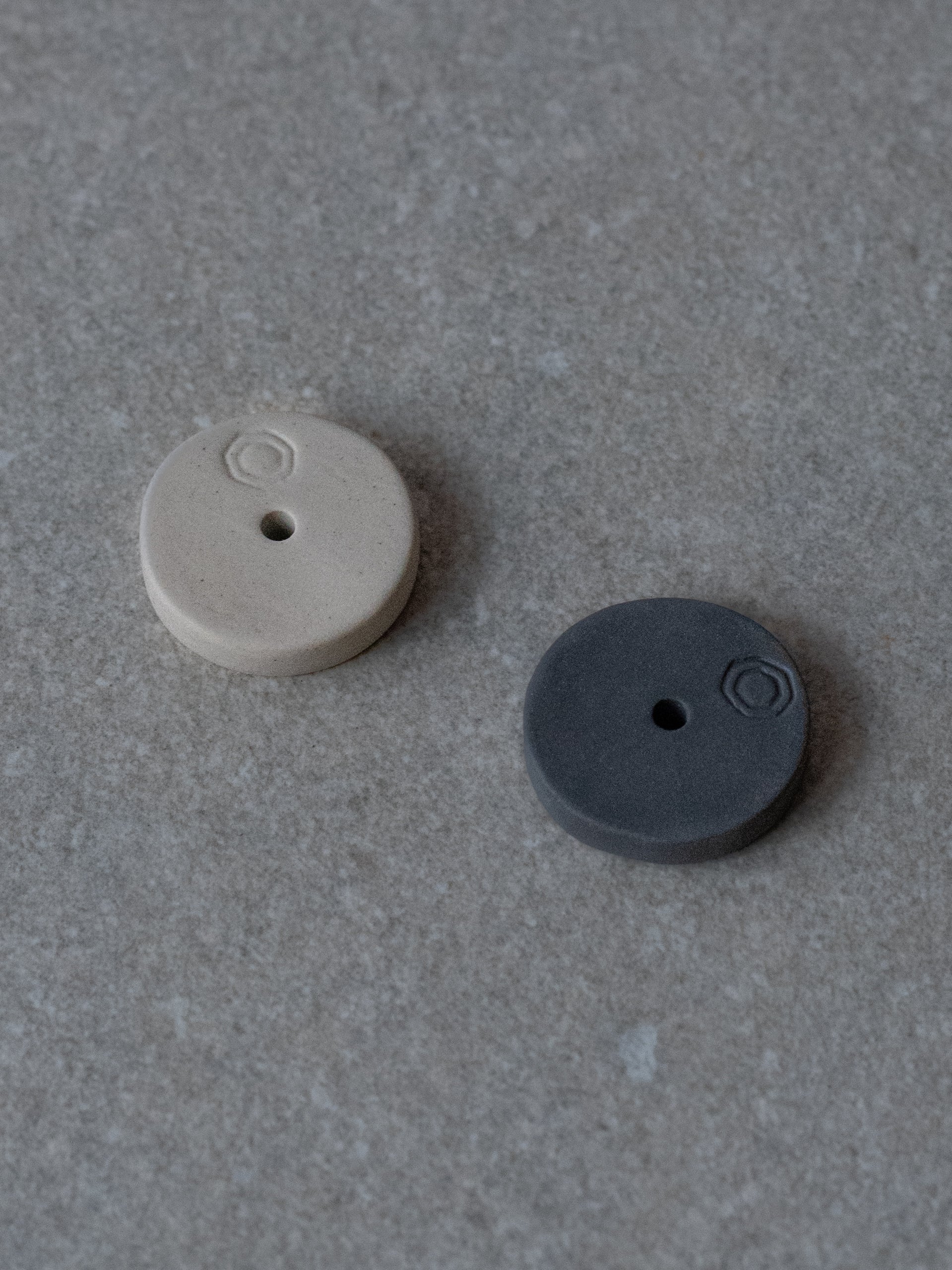 Incense Stand Maru - Black