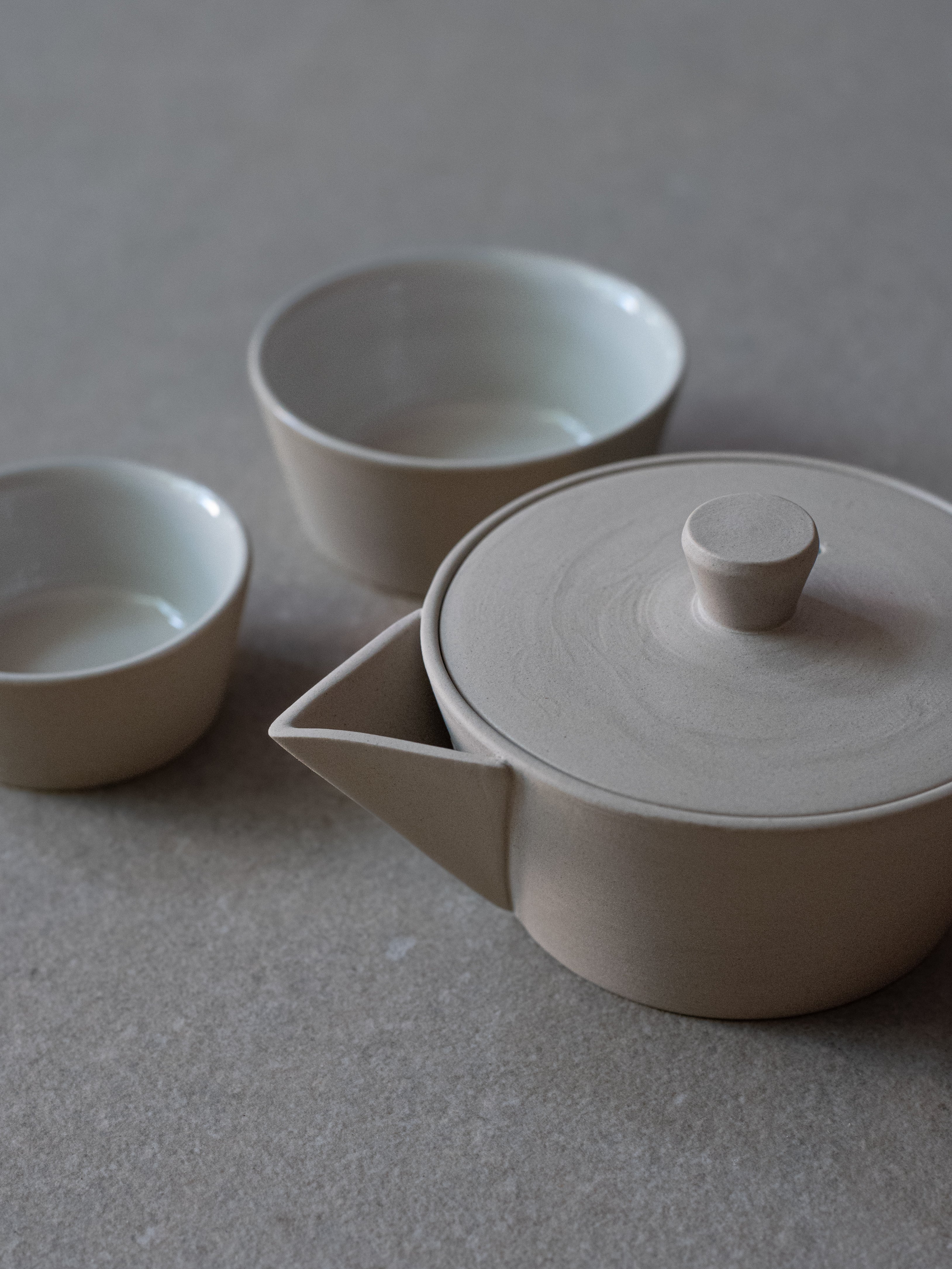 Ireko Chaki Houhin & Cup Set - Sand