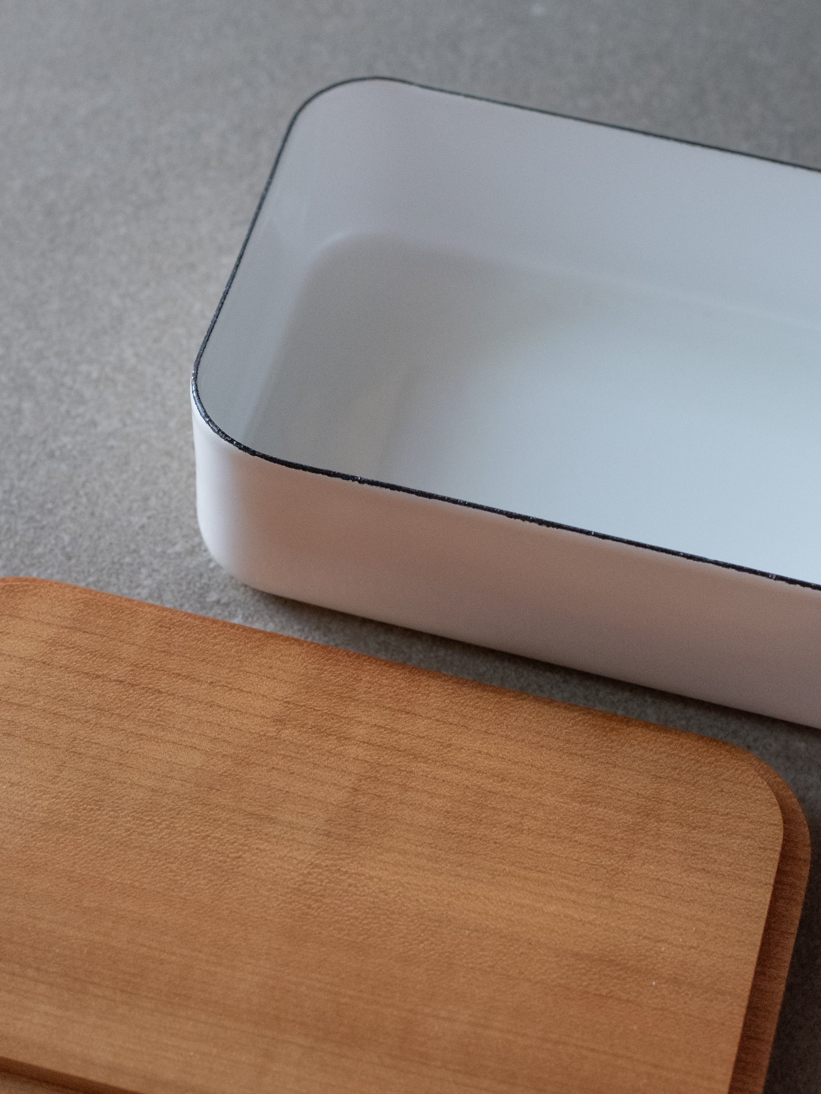 Enamel Butter Case with Cherry Wood Lid