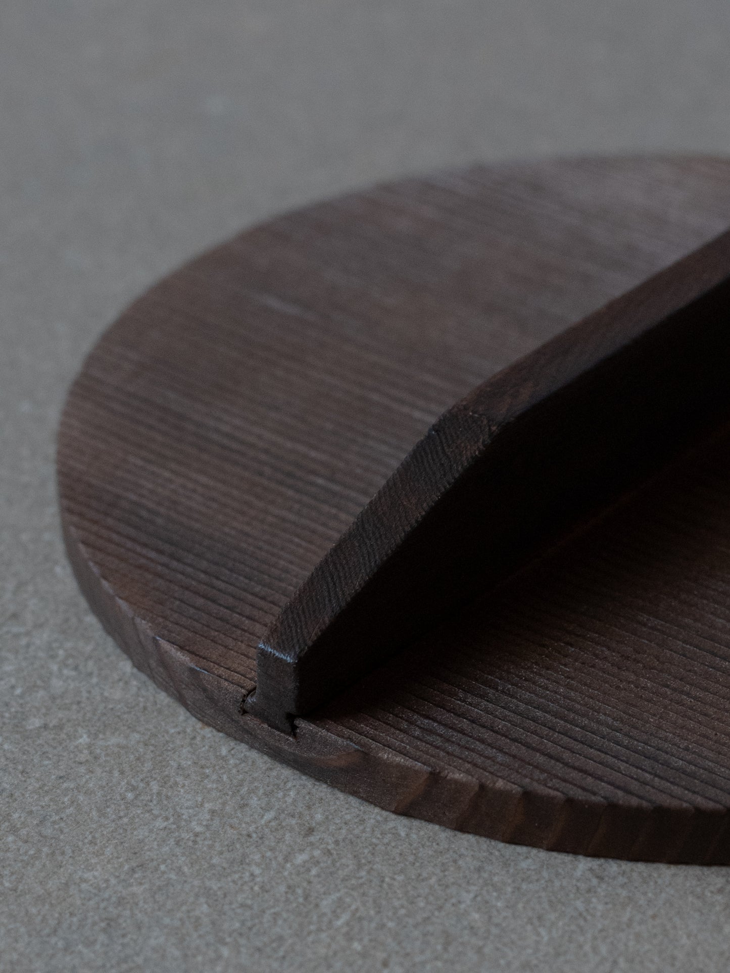 Burnished Cedar Drop Lid - 16cm