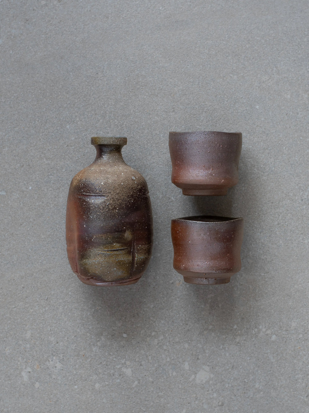 Yasushi Nakai Bizen sake set, view 6