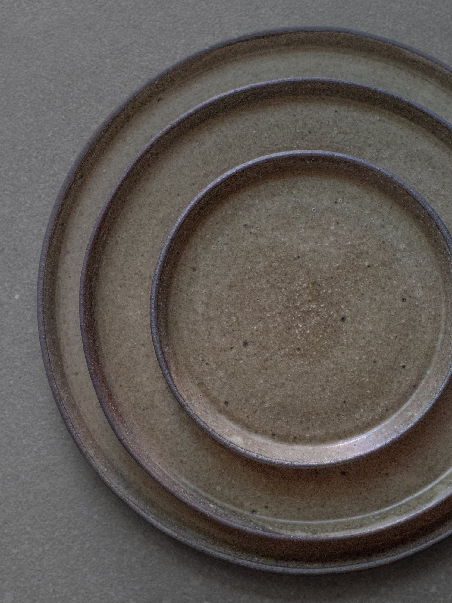 Natural Iraka Plate - Large