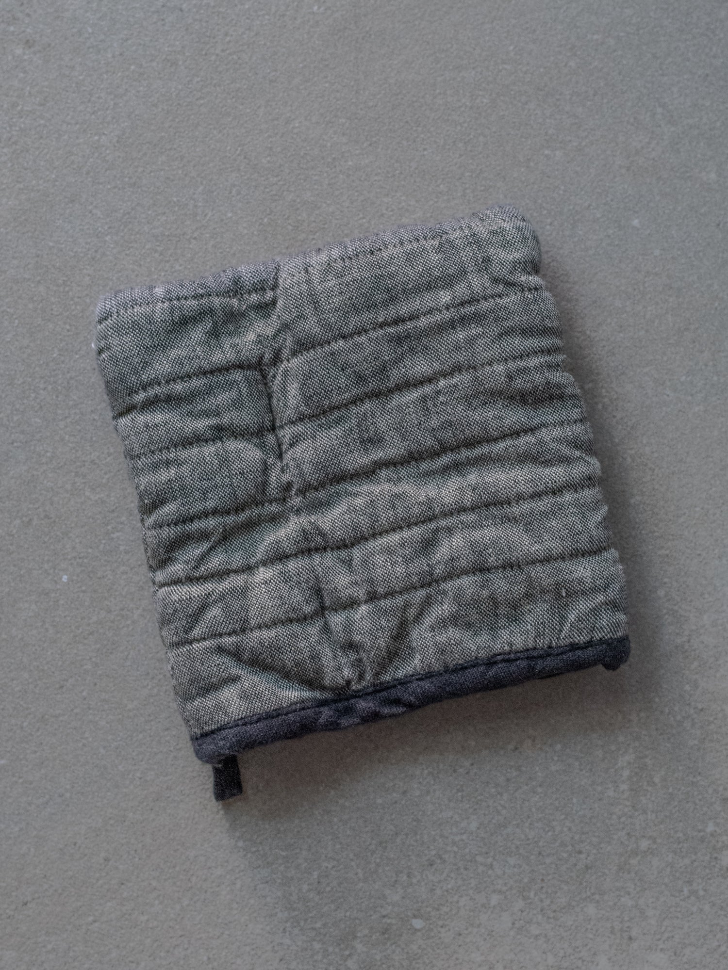 Square Oven Mitt - Moon Grey