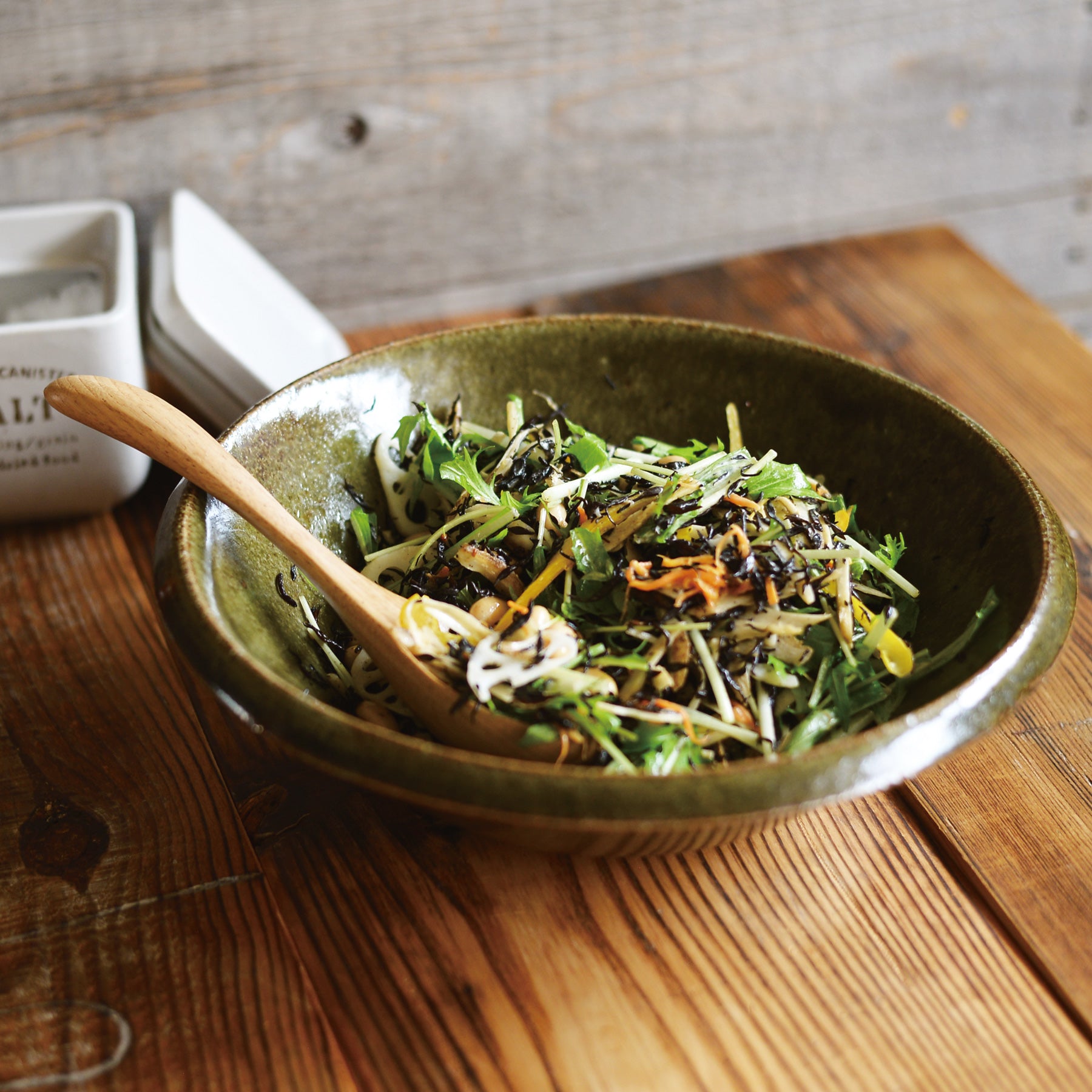 Bon Accueil Serving Bowl - Olive