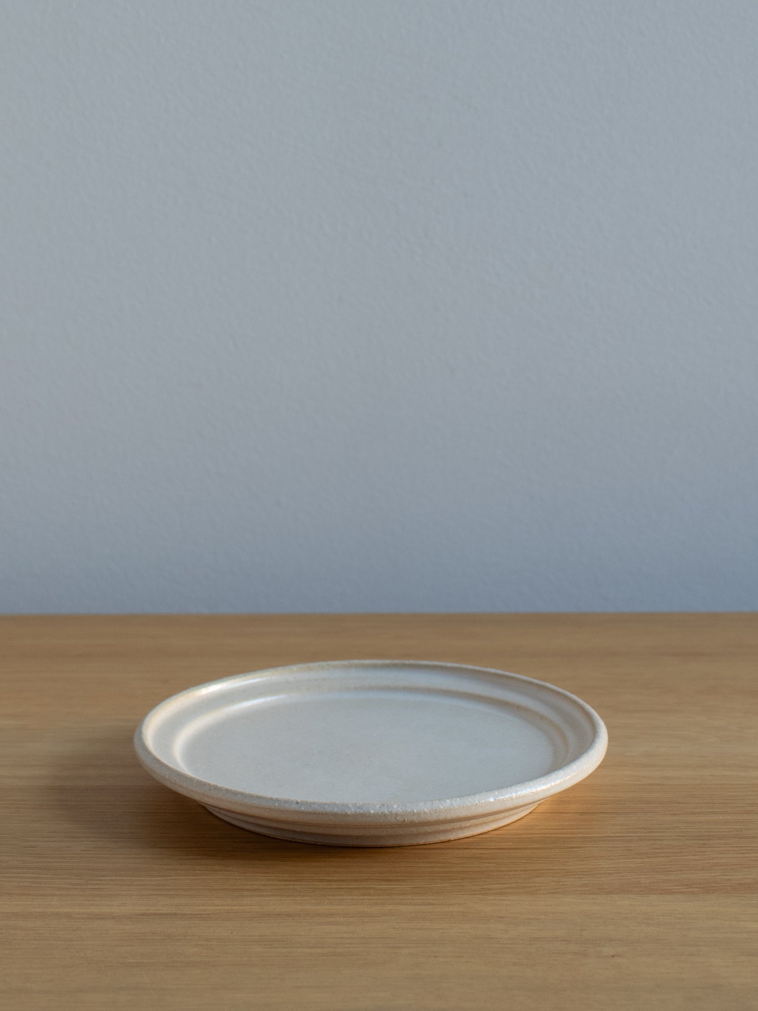Ecru Le Temps Plate - Small
