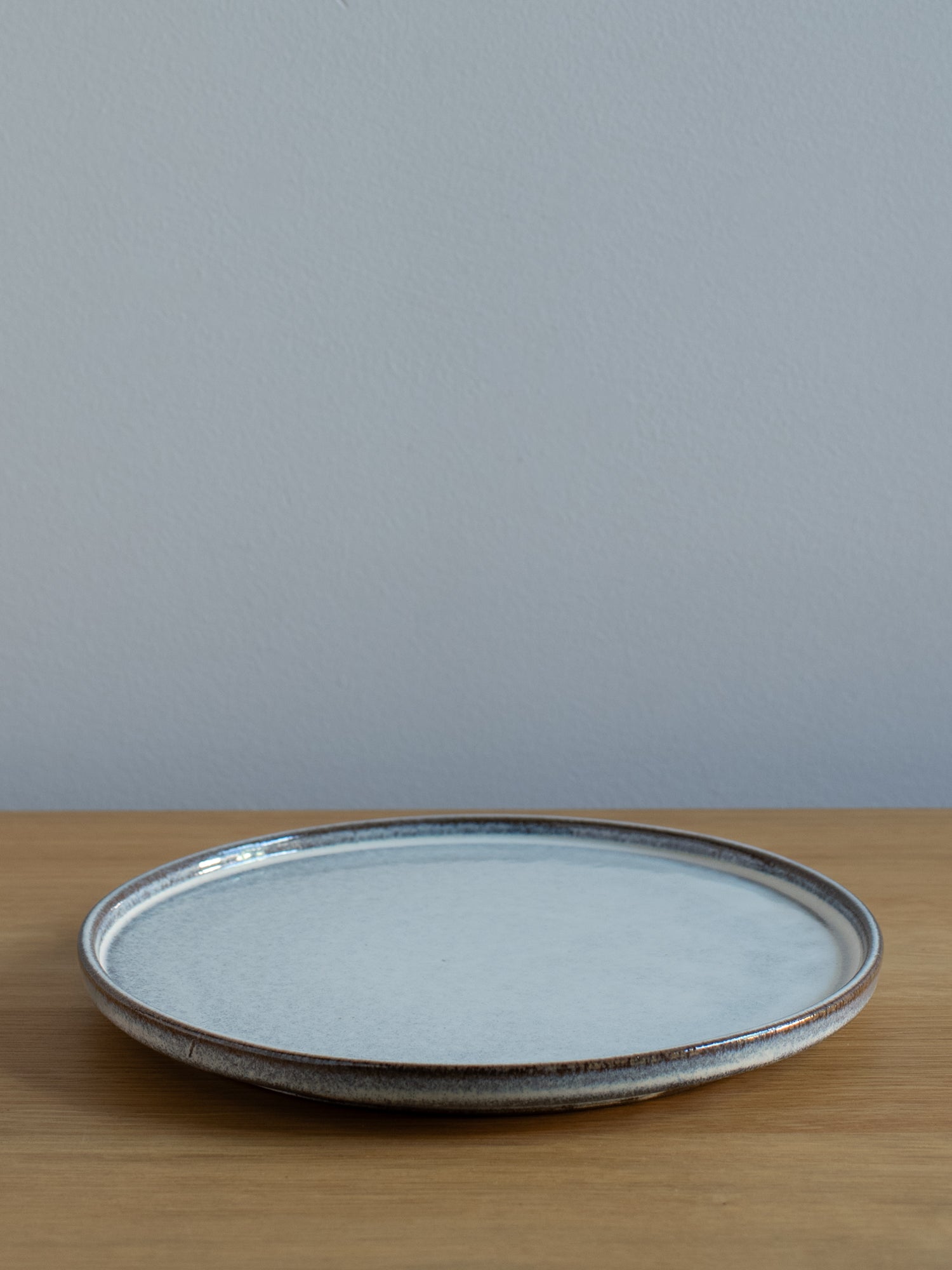 White Cerchio Plate - Medium
