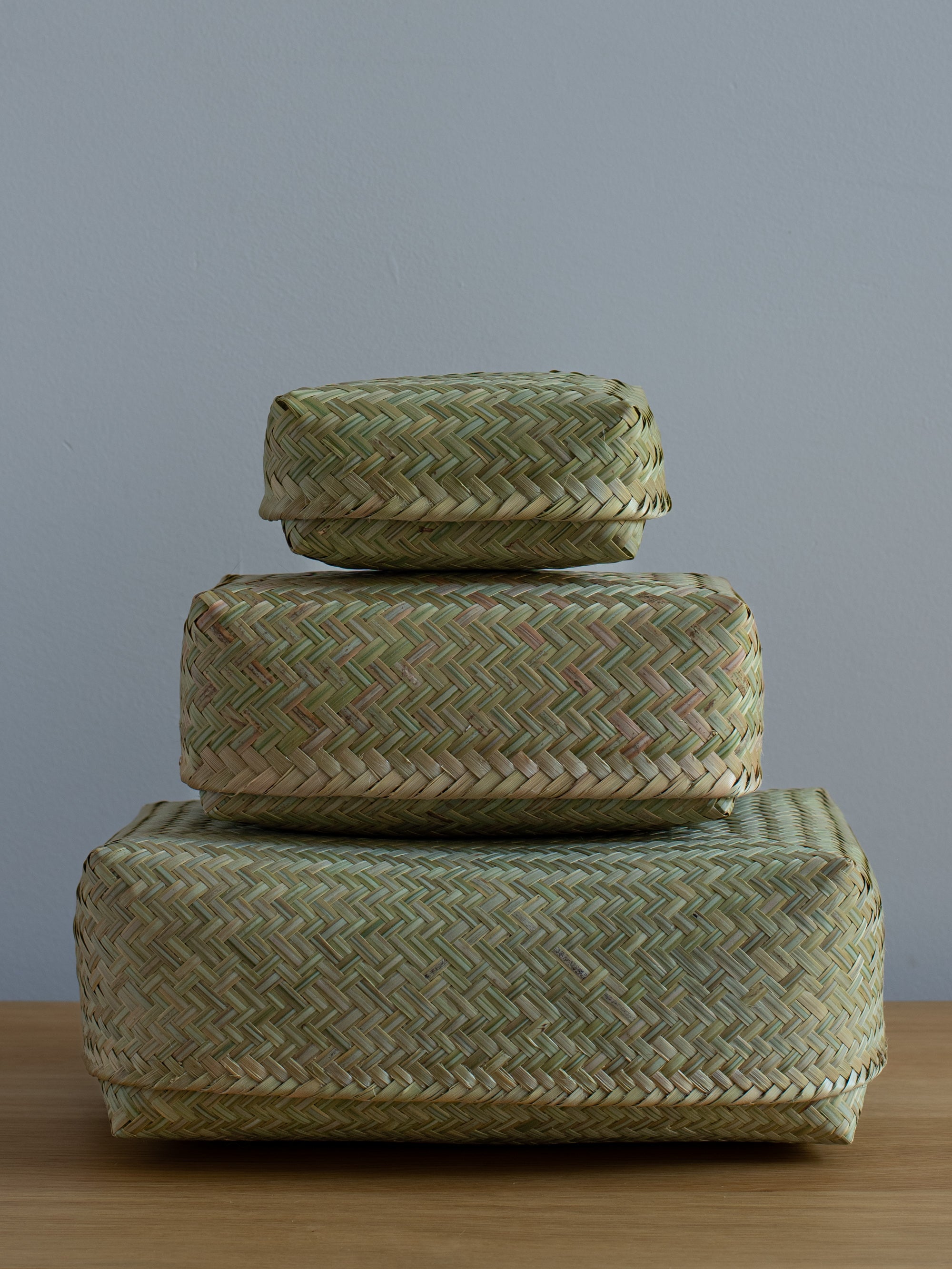 Bamboo Woven Storage Basket with Lid - Large