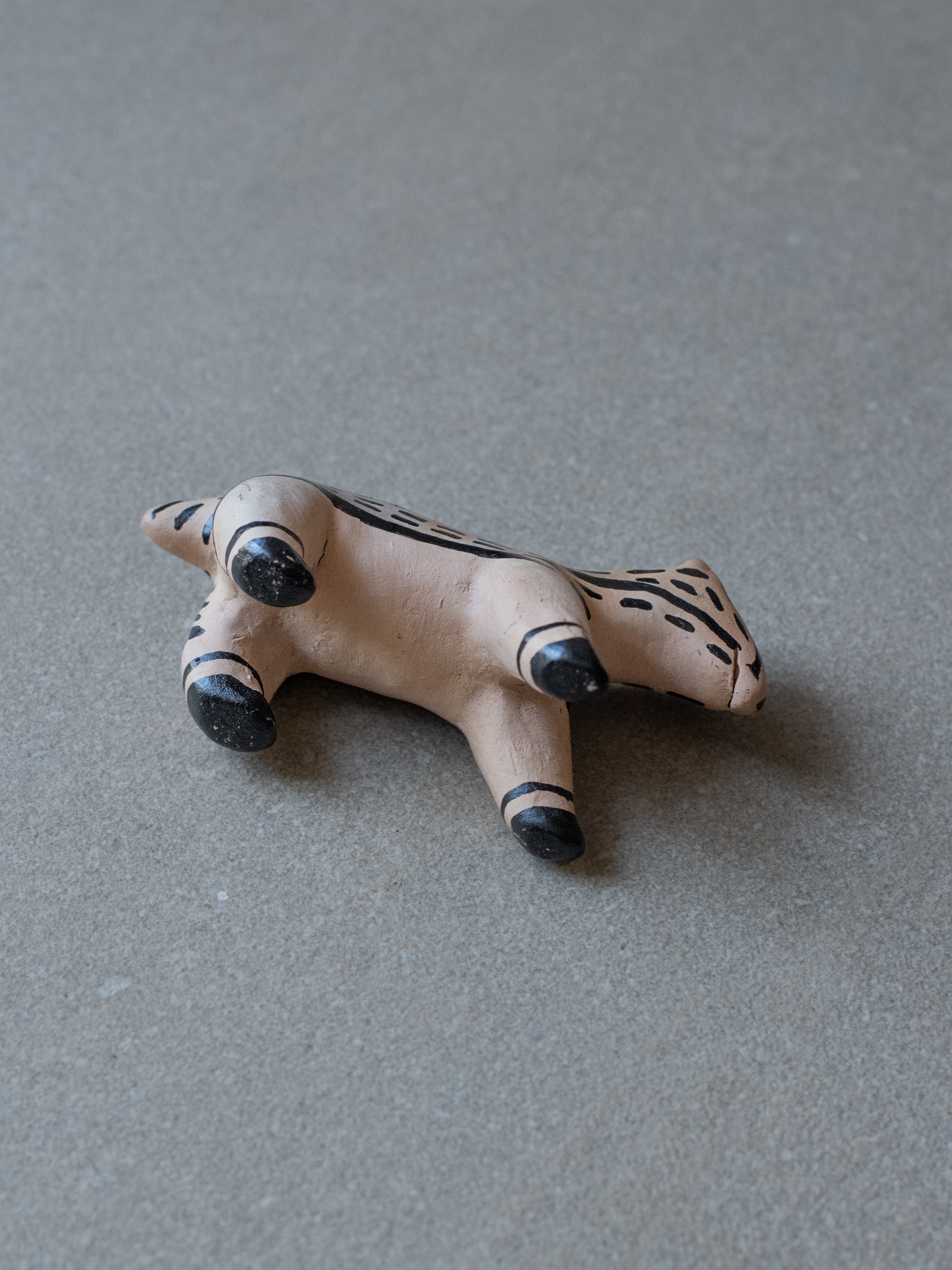 Karajá Ceramic Sculpture - Medium Tapir