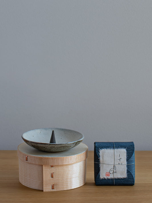 Kohiki Dish & Incense Cones Gift Set