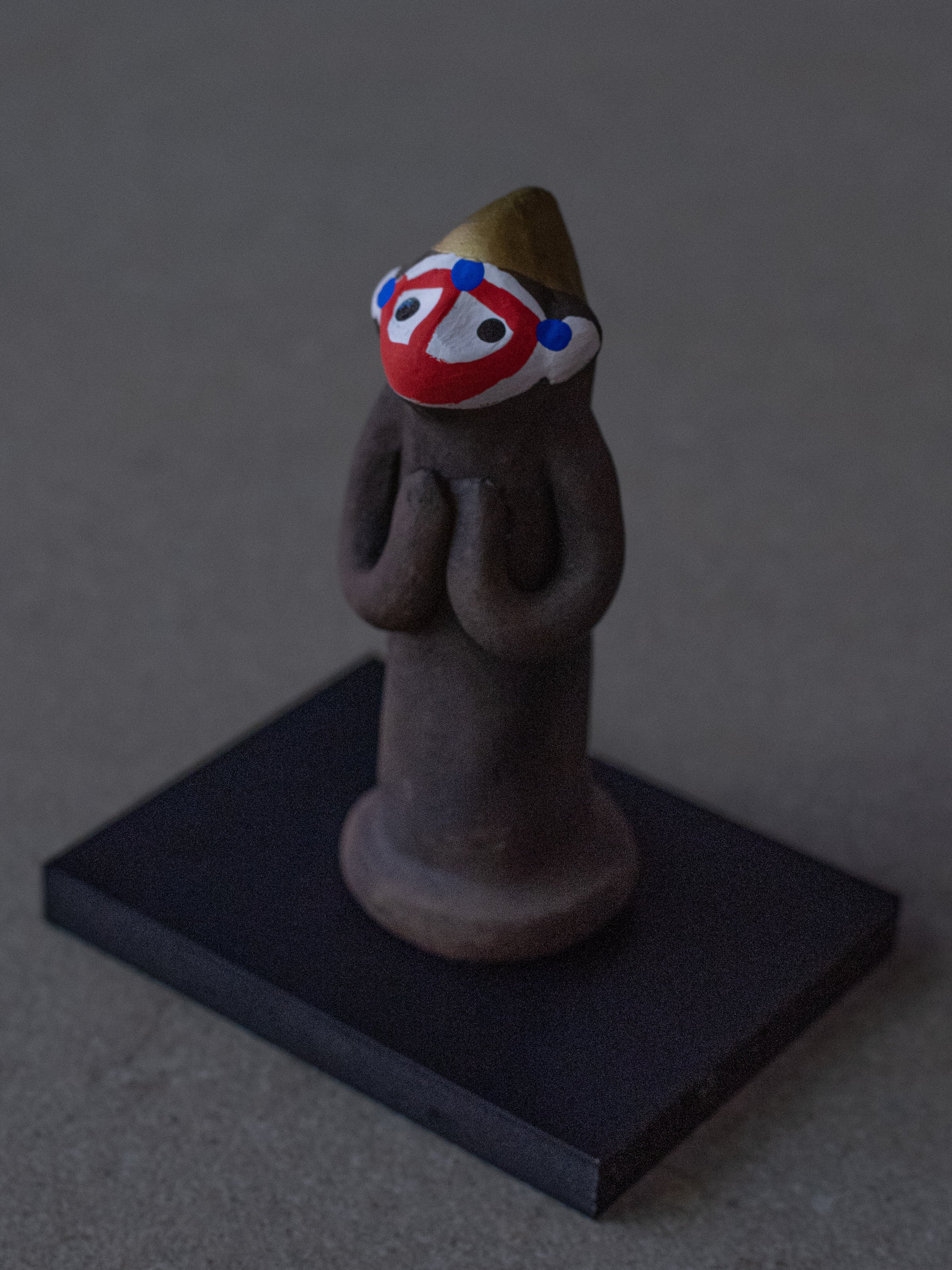 Monkey Folk Doll - Praying