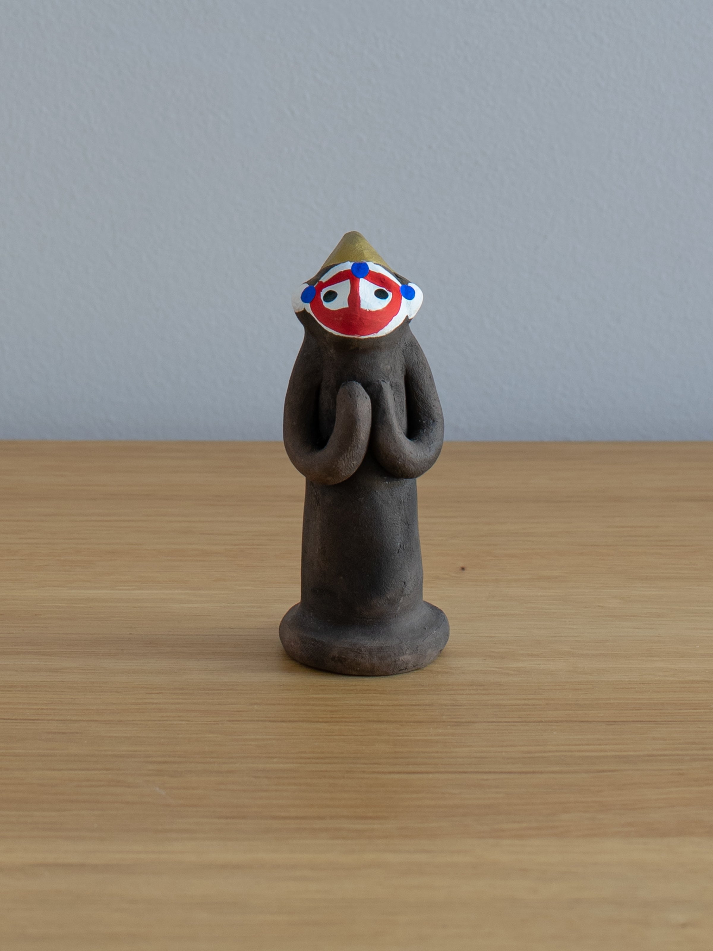 Monkey Folk Doll - Praying