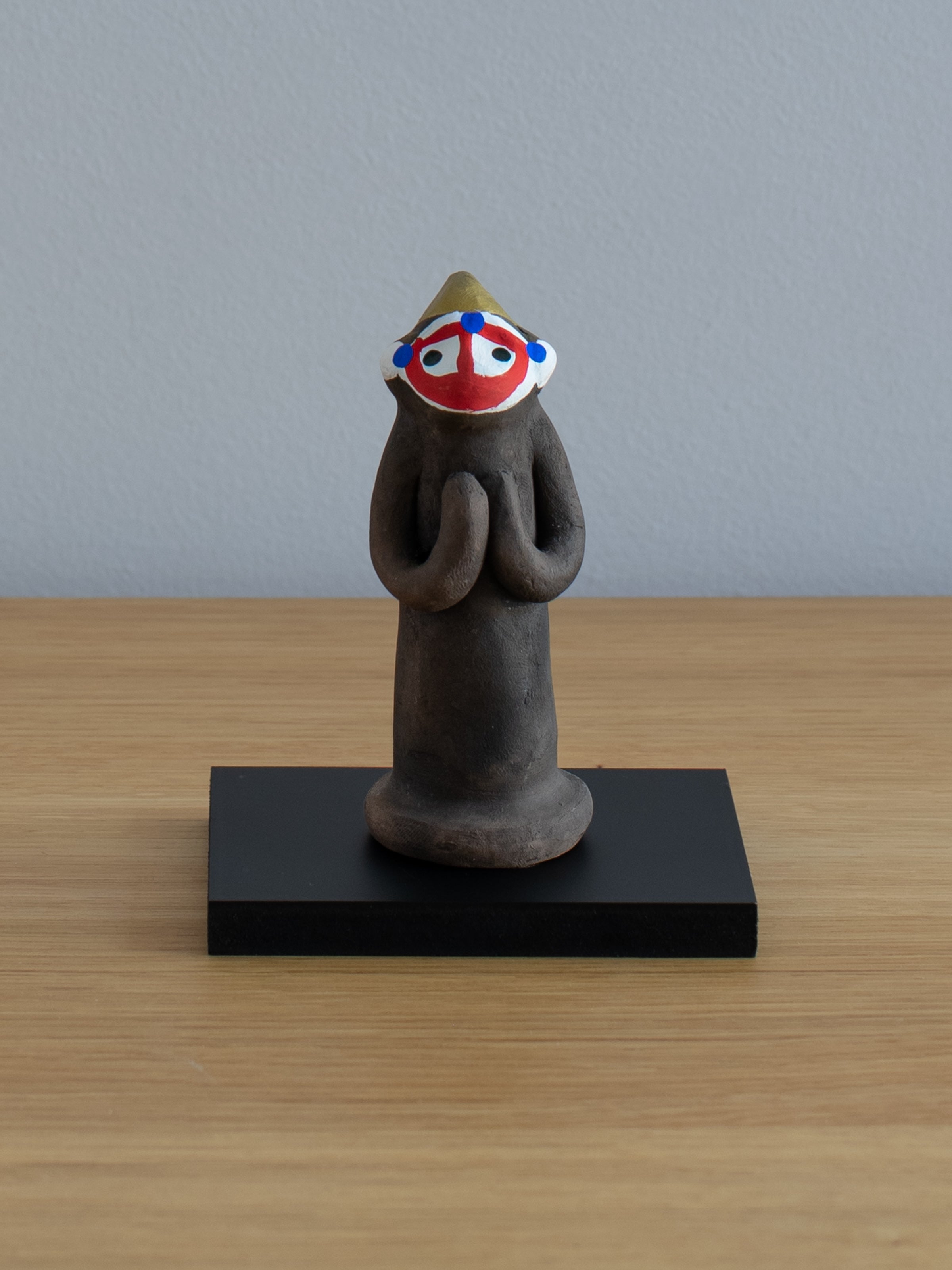 Monkey Folk Doll - Praying