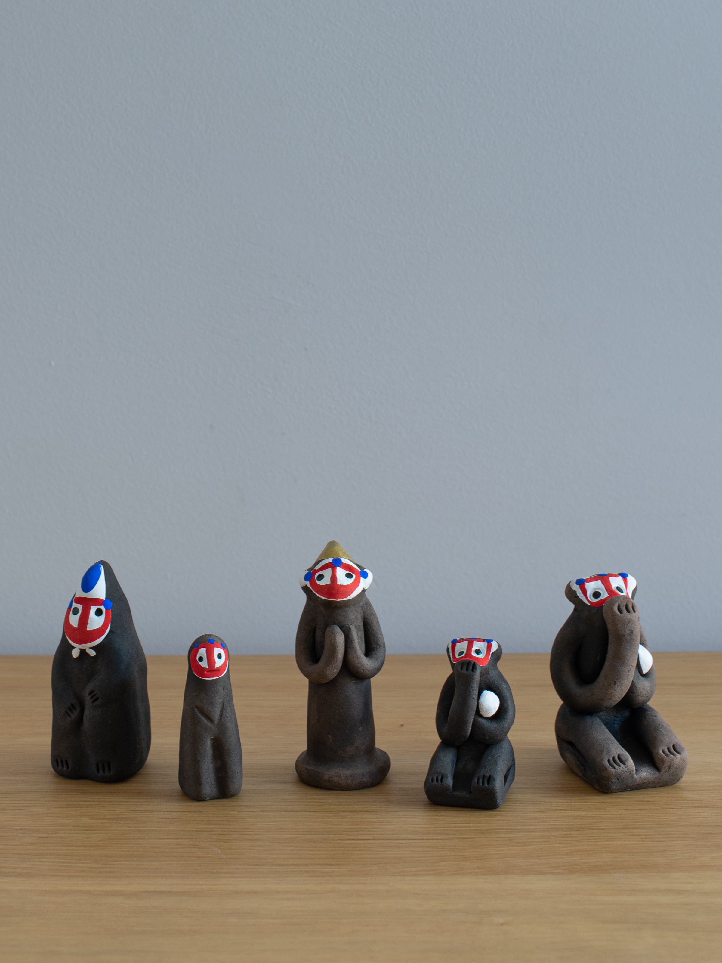 Monkey Folk Doll - Praying