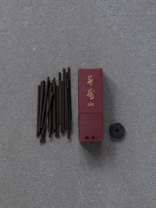 Jinkoh Juzan Aloeswood Incense Sticks (24 sticks)