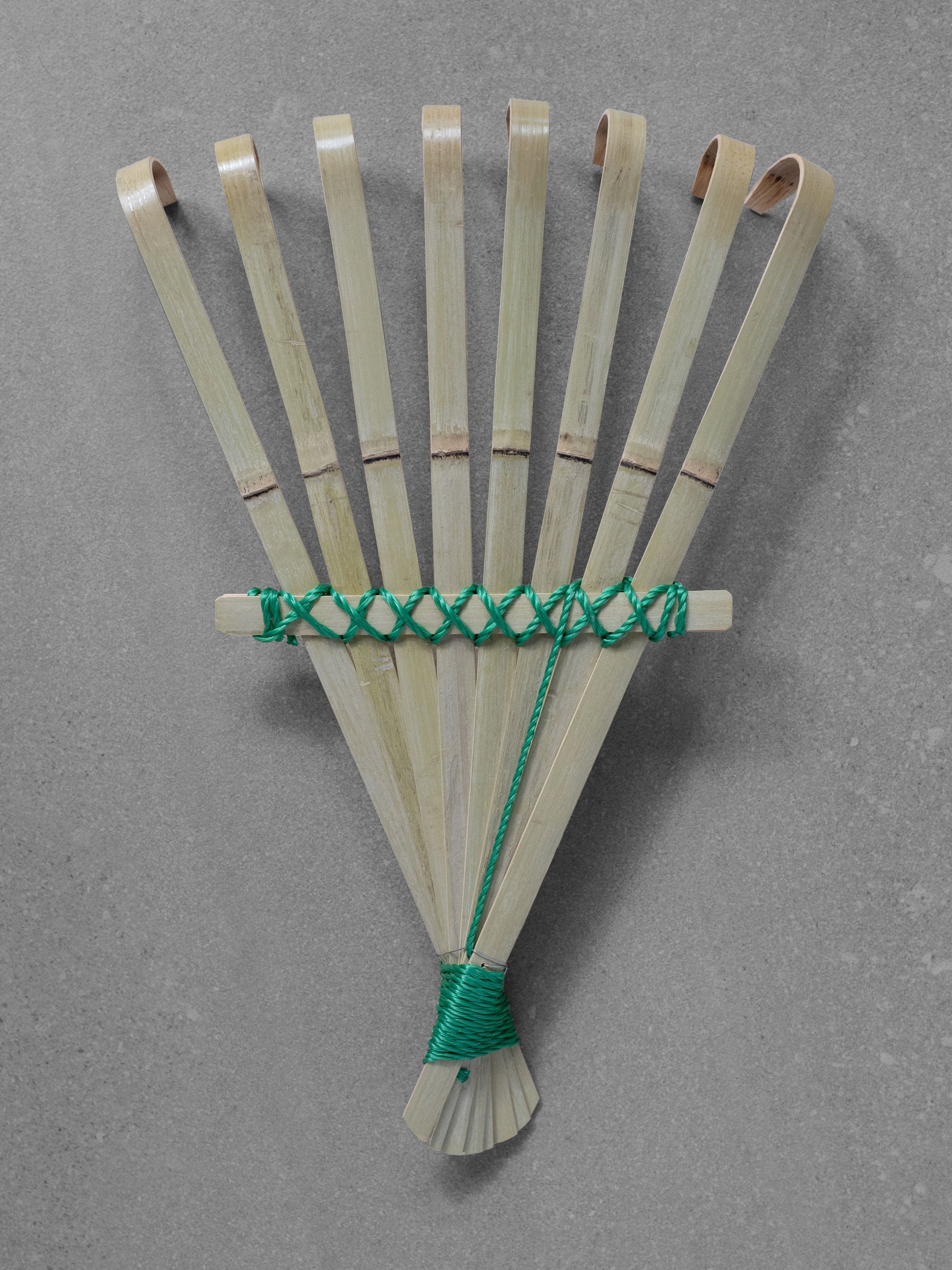 Niwaki Bamboo Hand Rake – Mujo Store