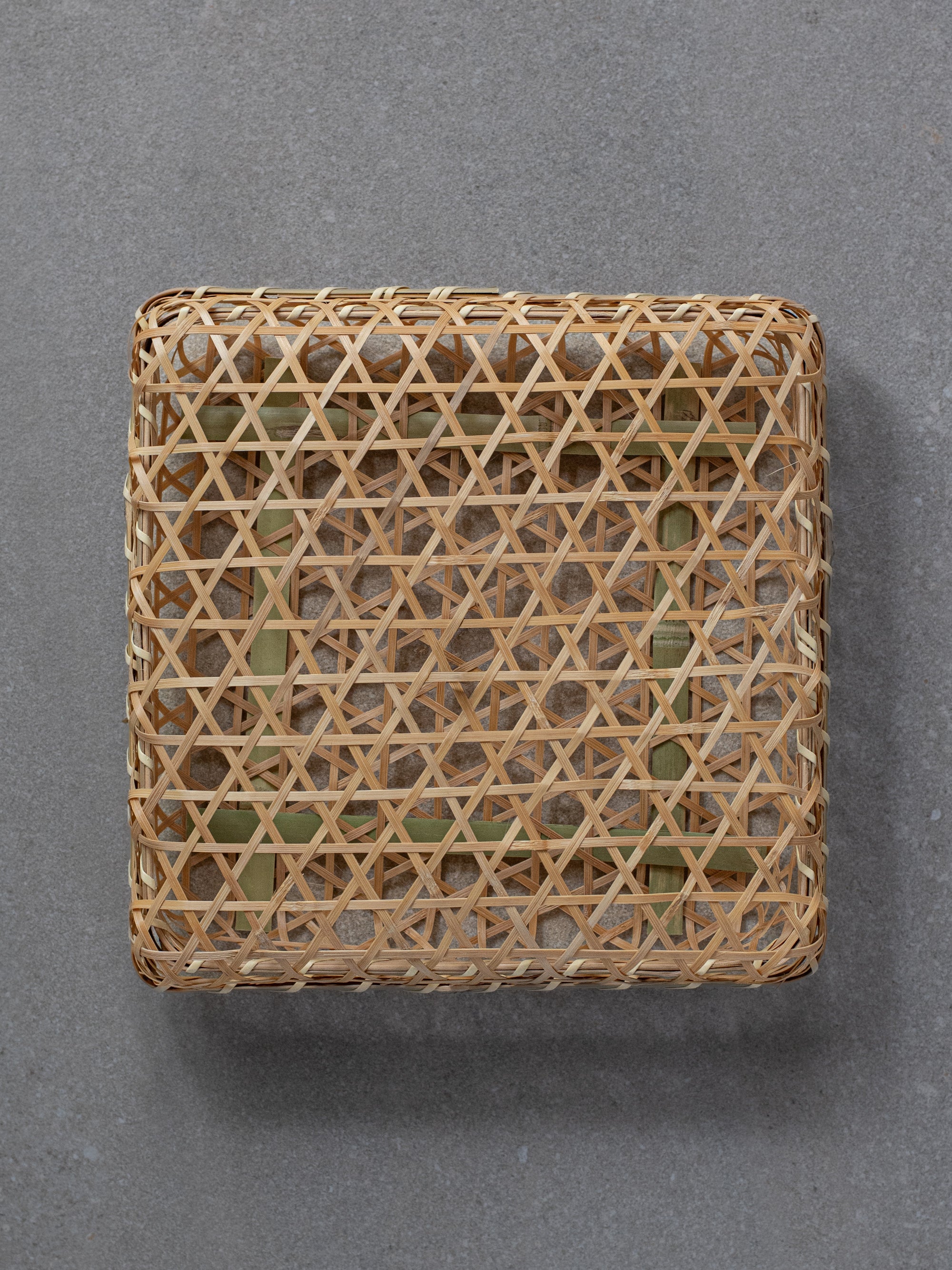 Factory Seconds: Open Weave Bamboo Basket with Lid