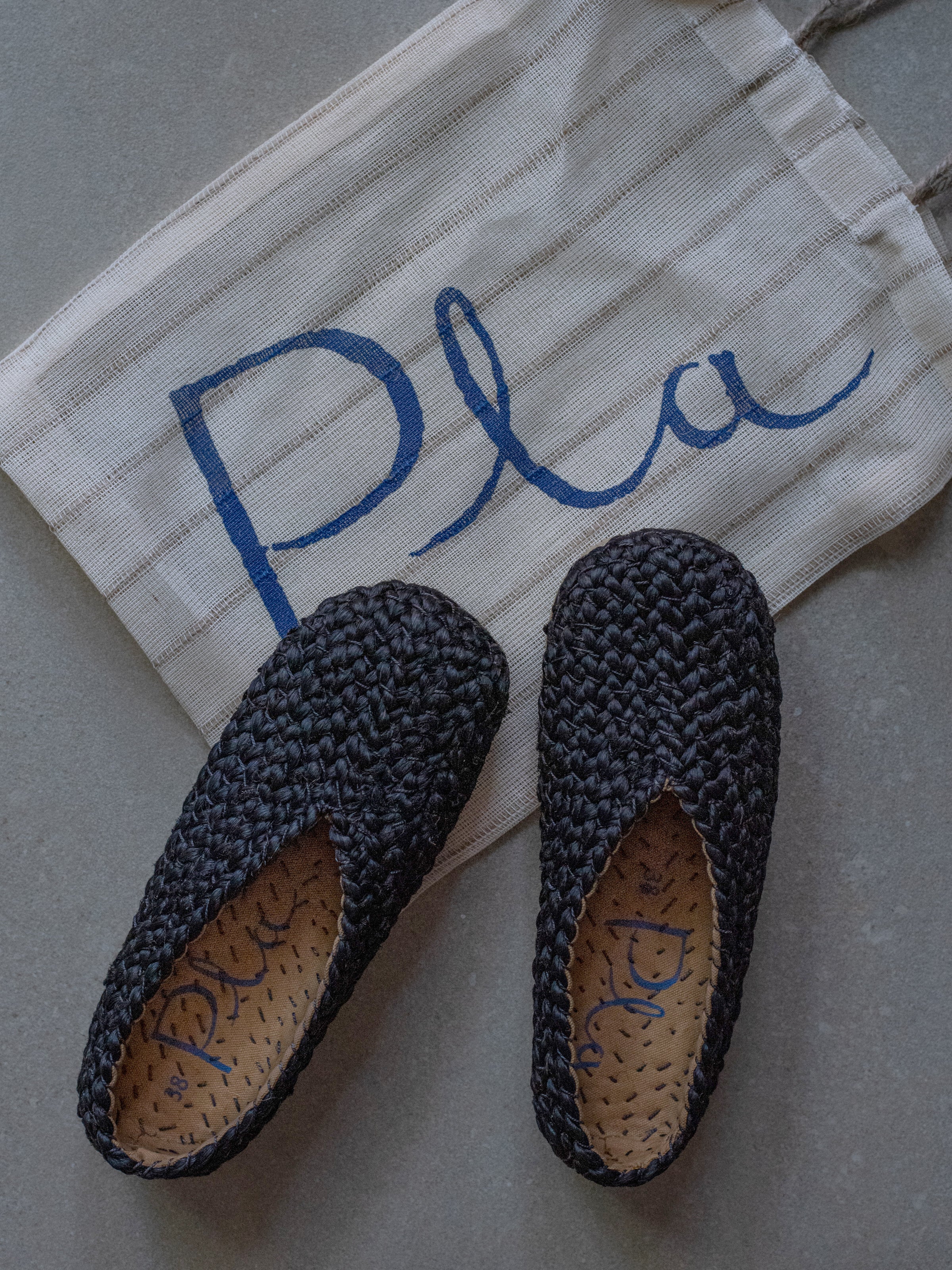 Bonanova Woven Jute Flats - Black