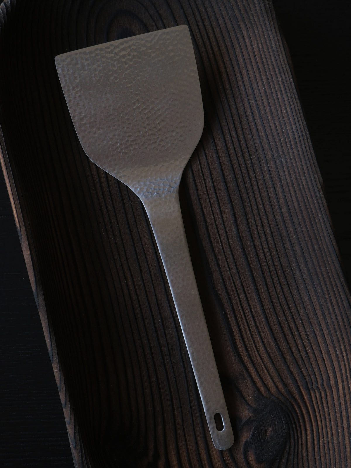 Nagomi hammered okoshi spatula, view 2