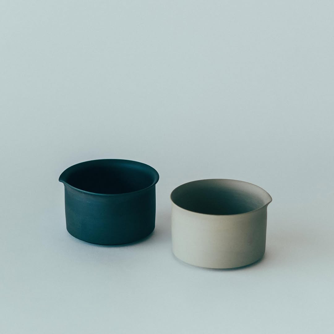 Kittate Spouted Matcha Bowl - Black