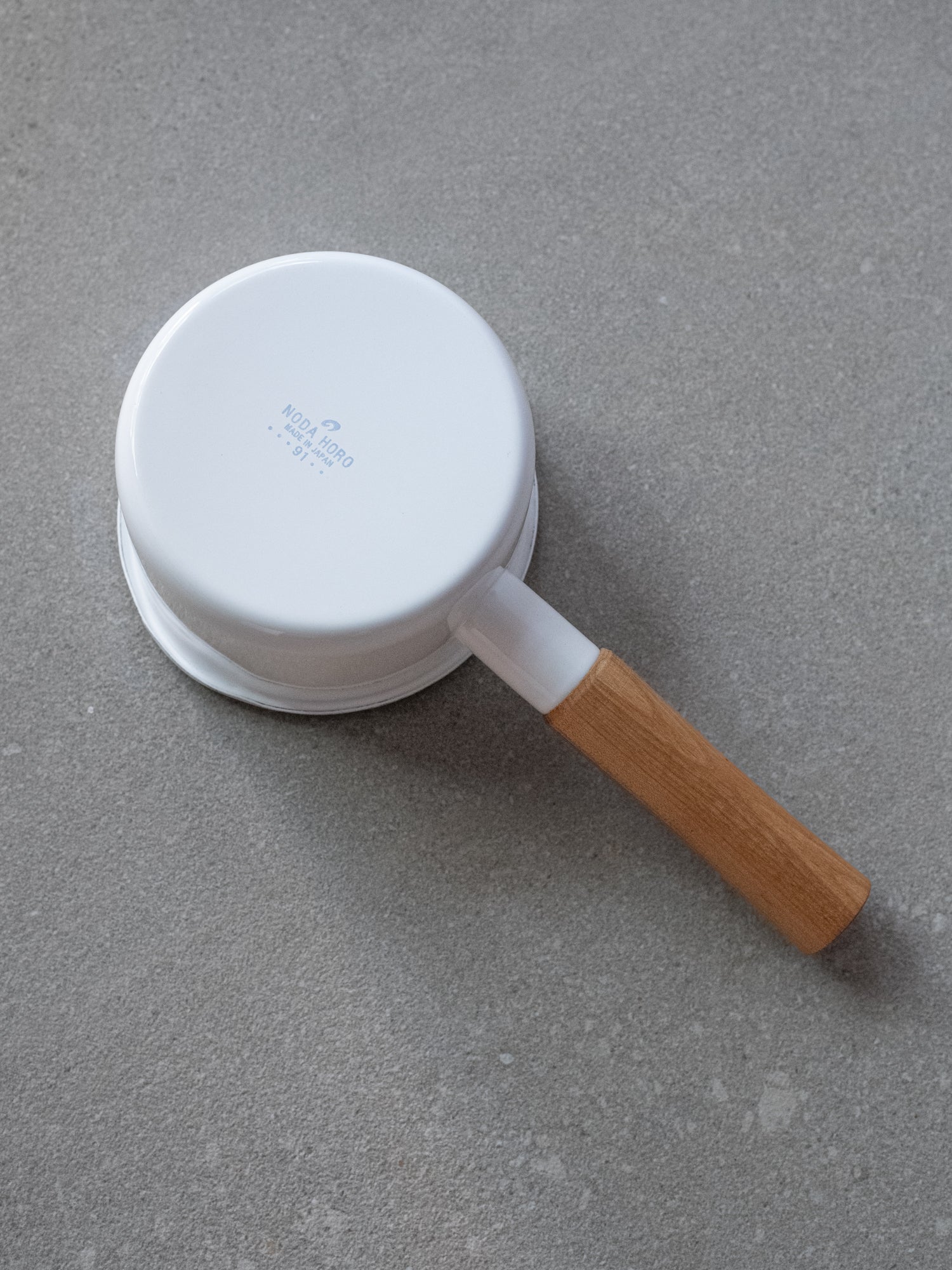 Couleur Enamel Milk Pan 12cm White