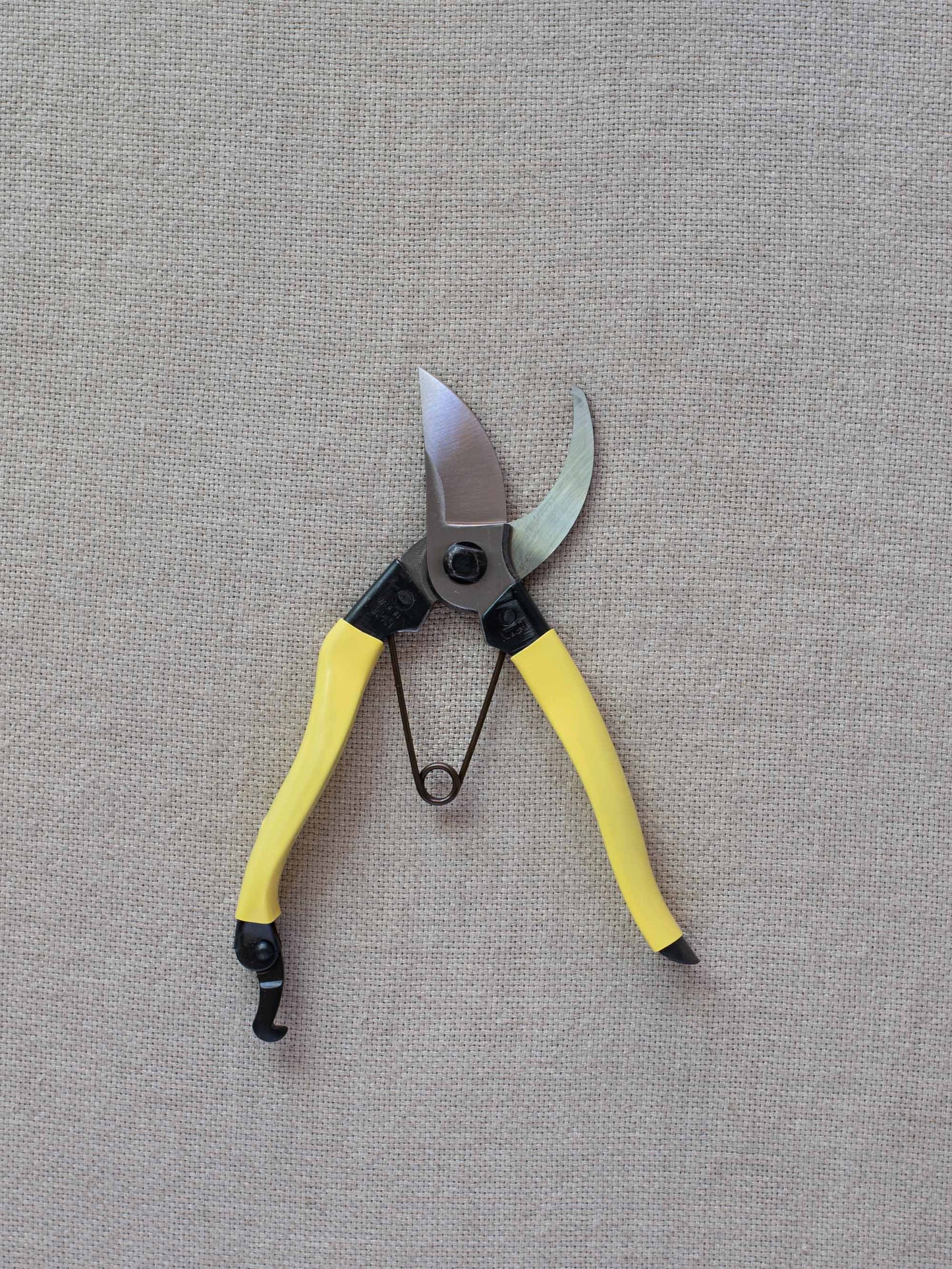 Mainichi Secateurs Japanese Pruners