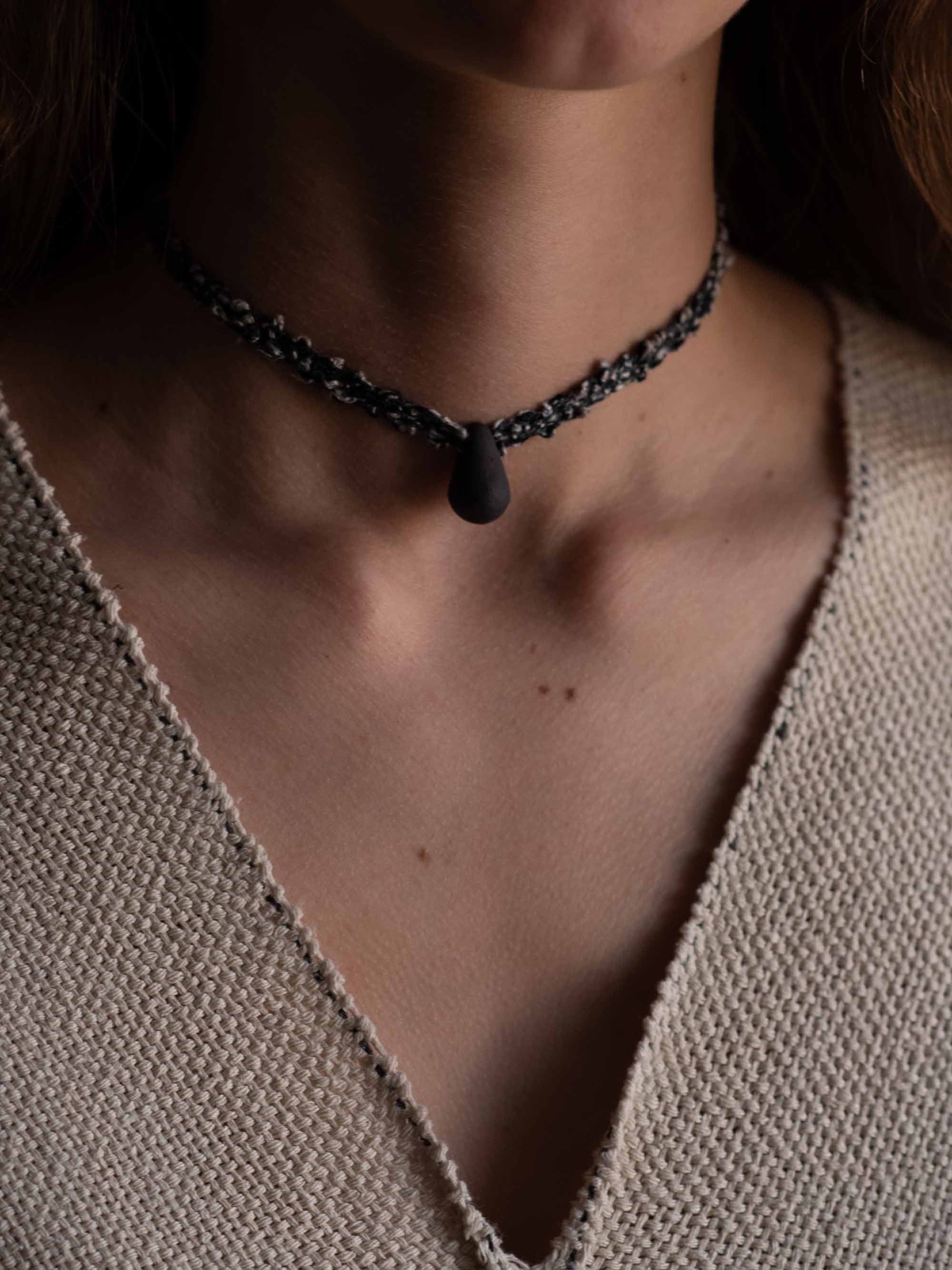 Single Drop Necklace - Sumi
