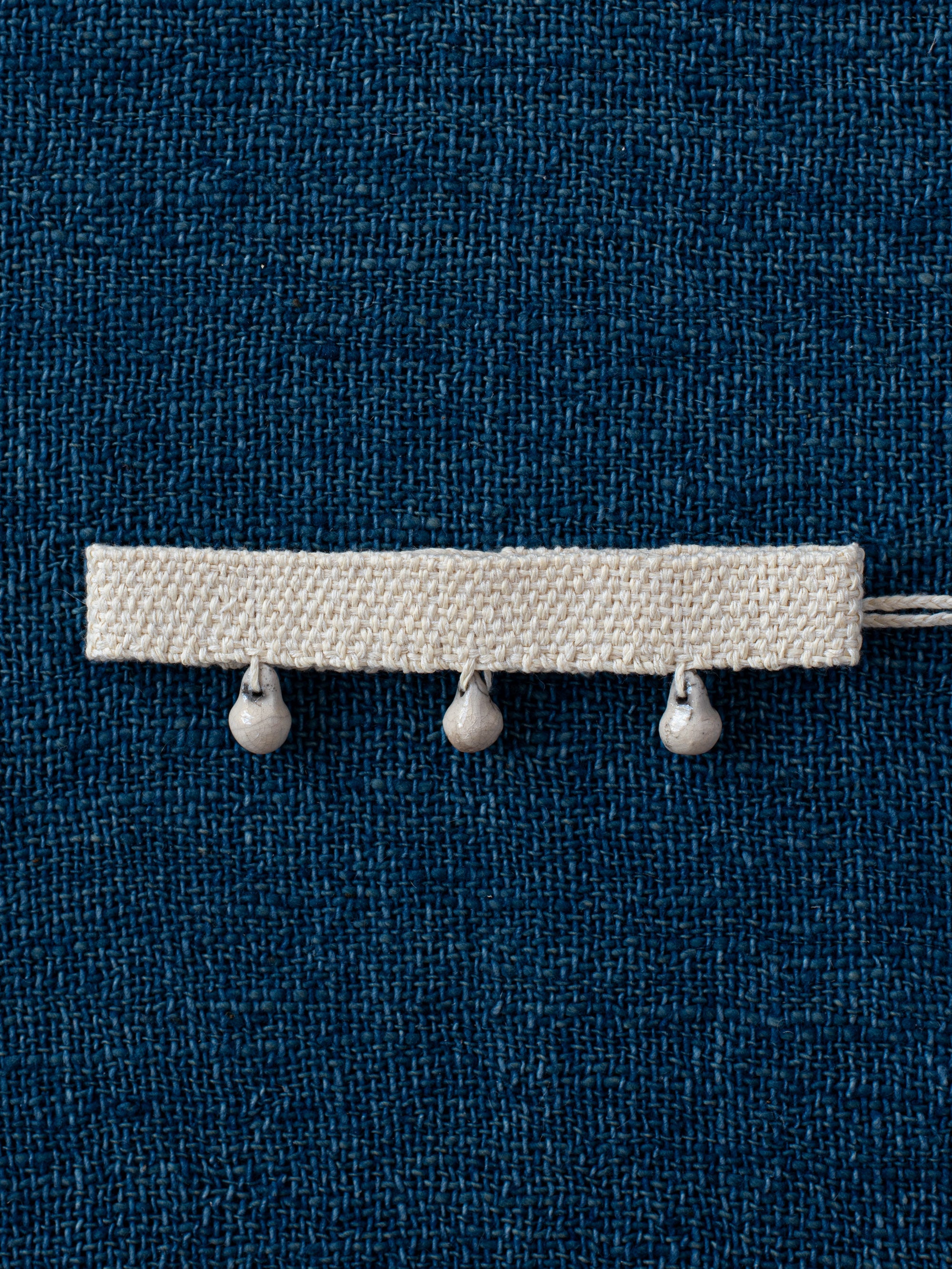 Plain Weave Tri Drop Collar - Off White