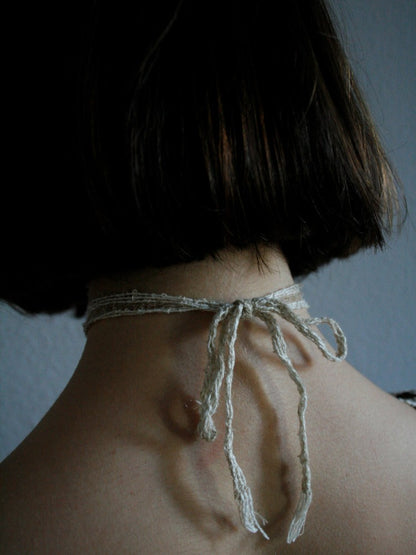 Pendant Collar - White and Beige