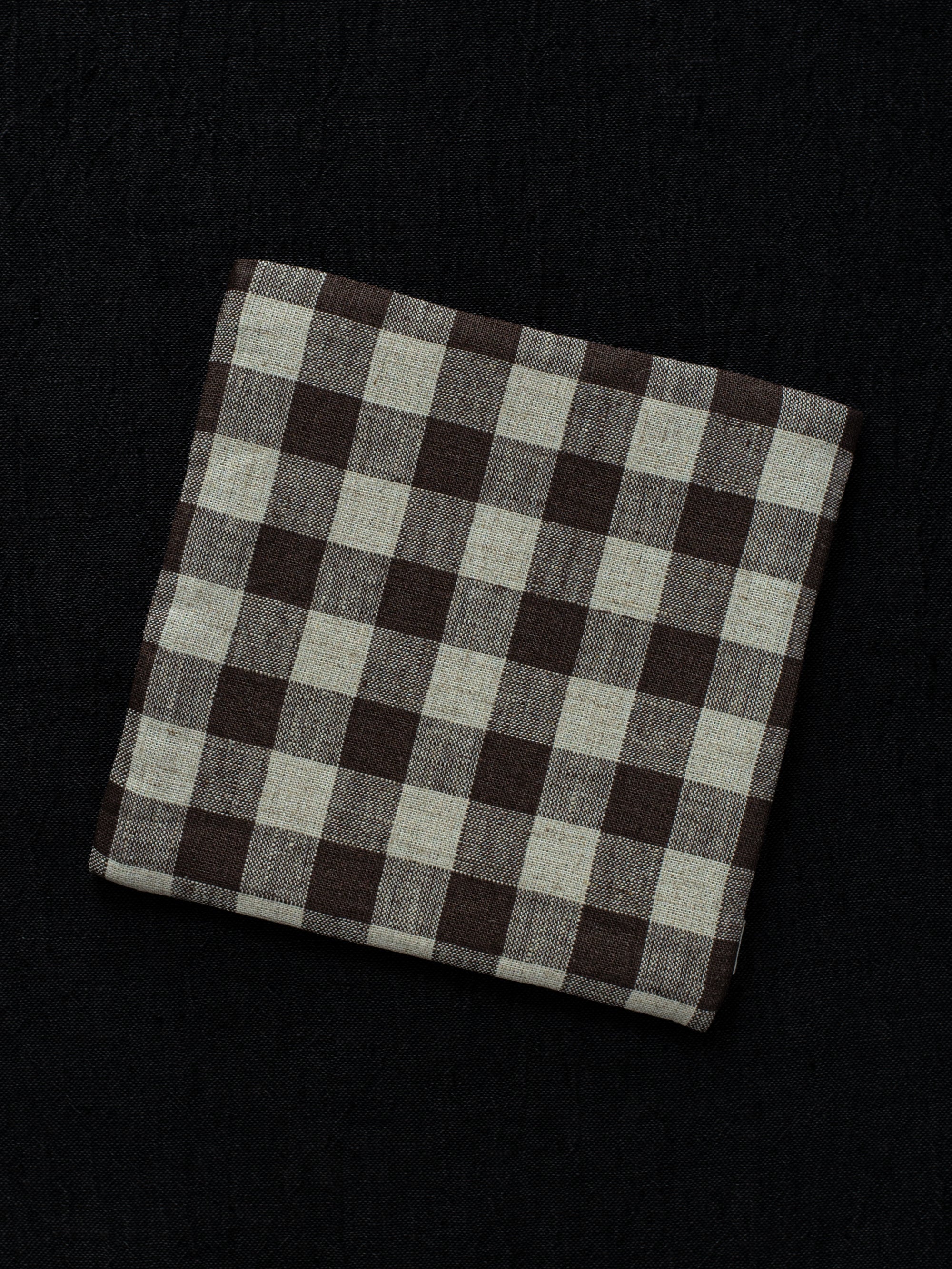 Teapot Mat - Brown Check